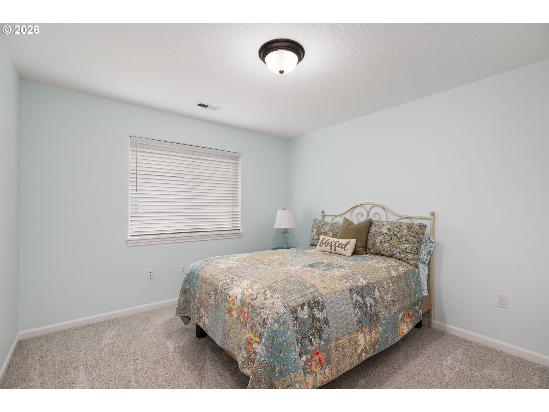 19485 Hummingbird Loop Property Photo 32