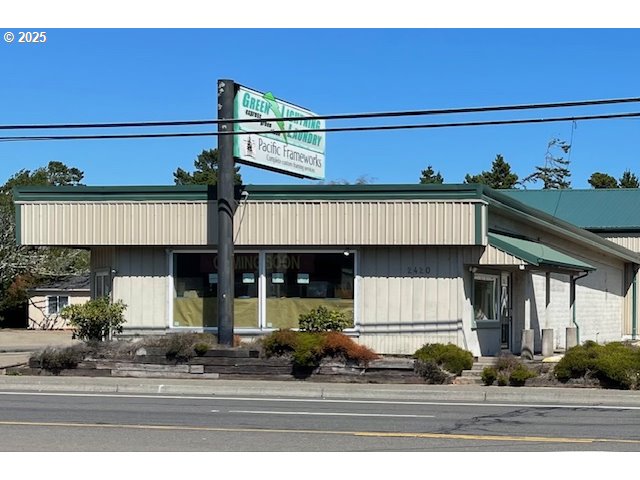 2420 Highway 101 Property Photo 5
