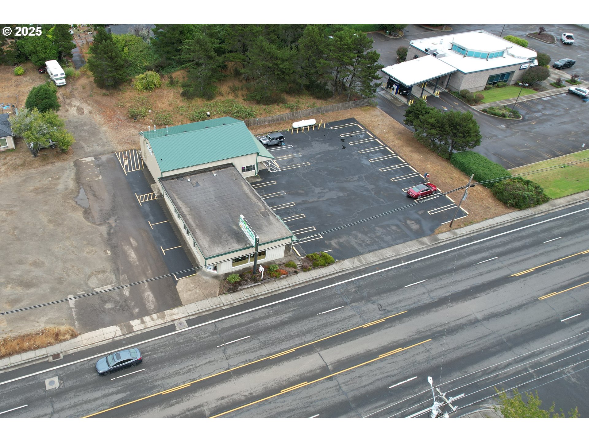 2420 Highway 101 Property Photo 16
