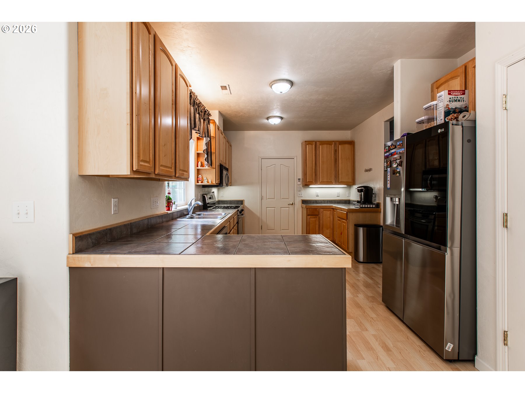 2737 Hallmark Ln Property Photo 8