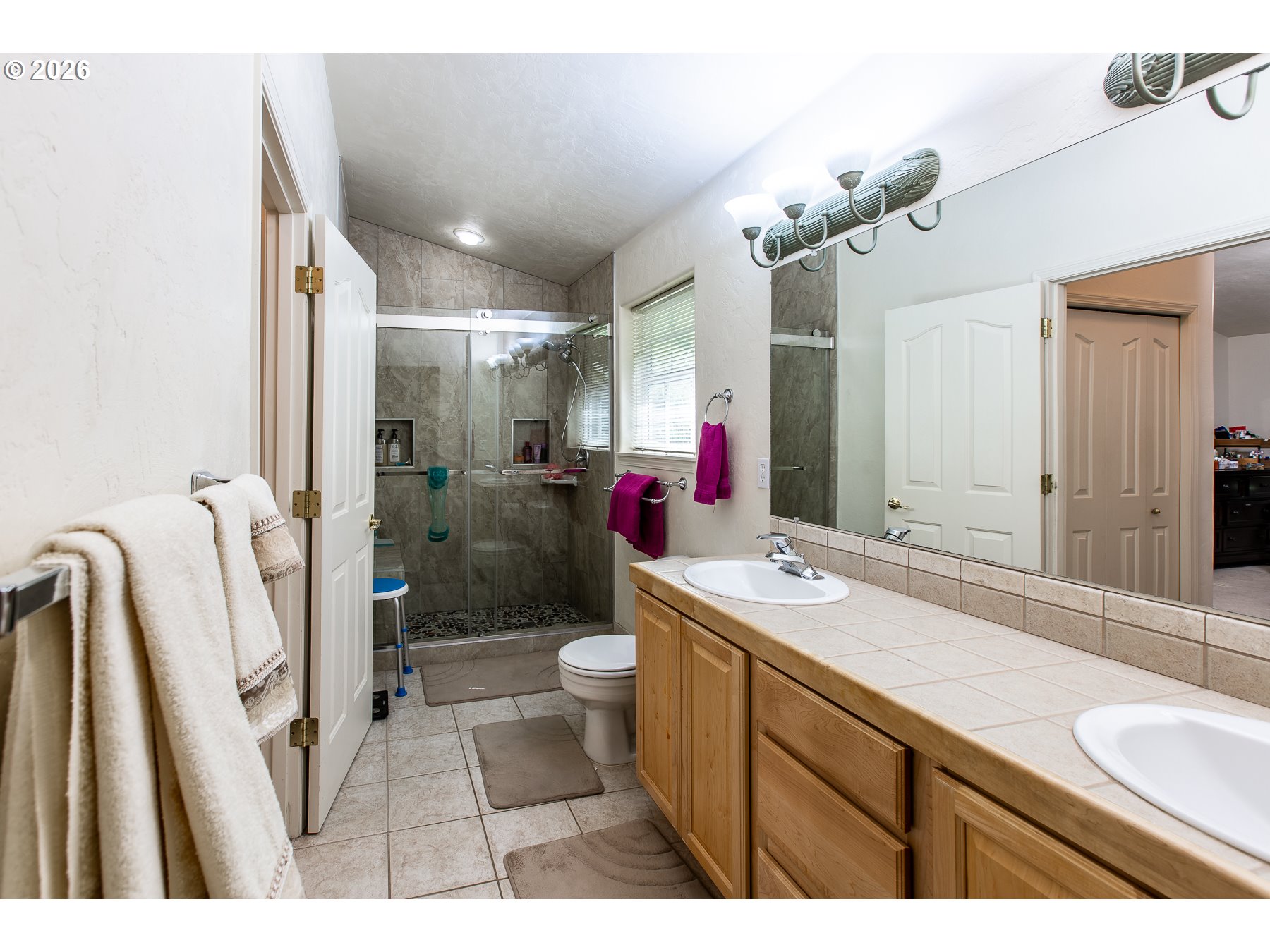 2737 Hallmark Ln Property Photo 16