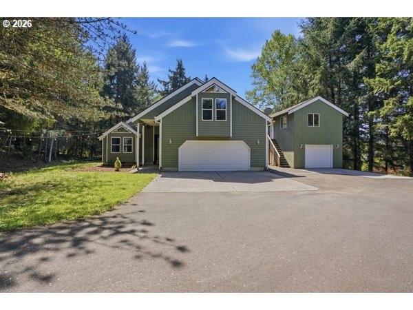 903 Ne Sunset Ct Property Photo 3