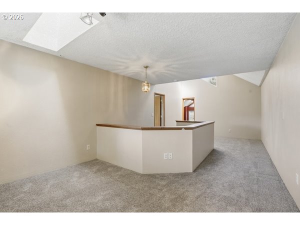 903 Ne Sunset Ct Property Photo 25