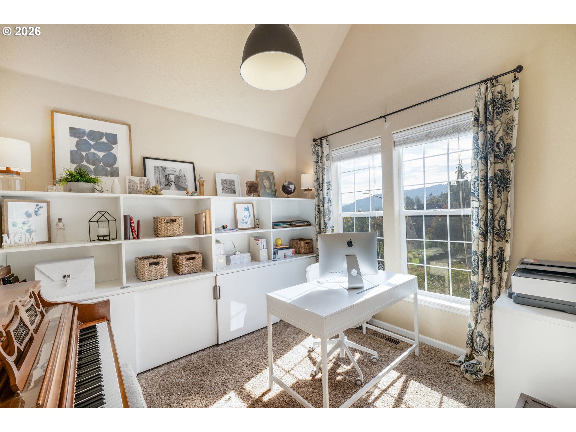 6084 Fernhill Loop Property Photo 8
