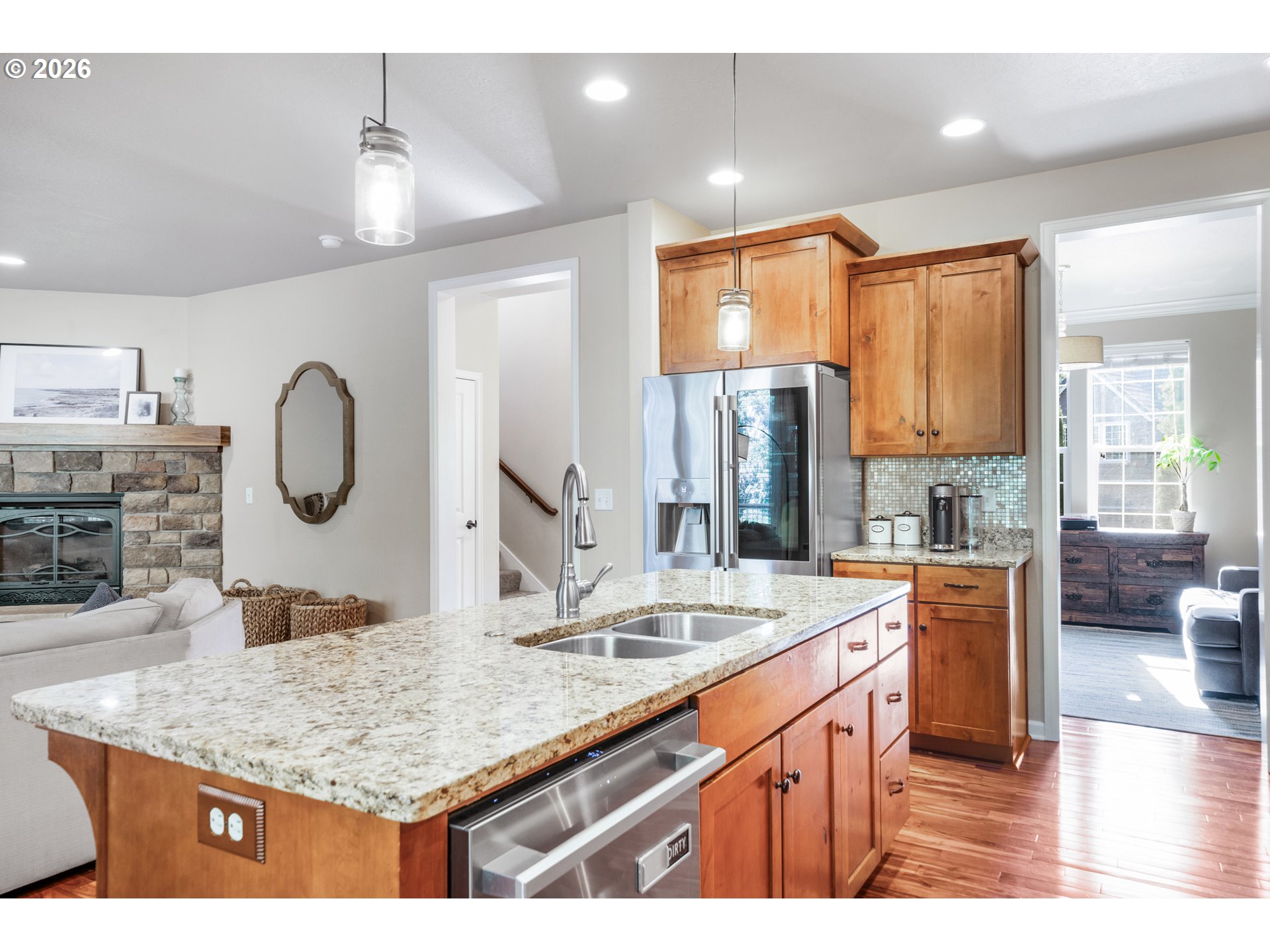 6084 Fernhill Loop Property Photo 9