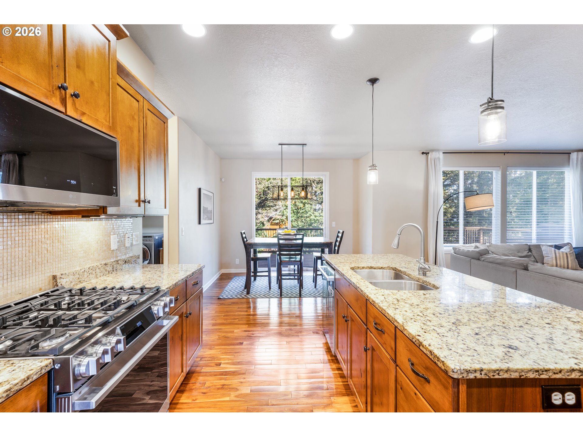 6084 Fernhill Loop Property Photo 13