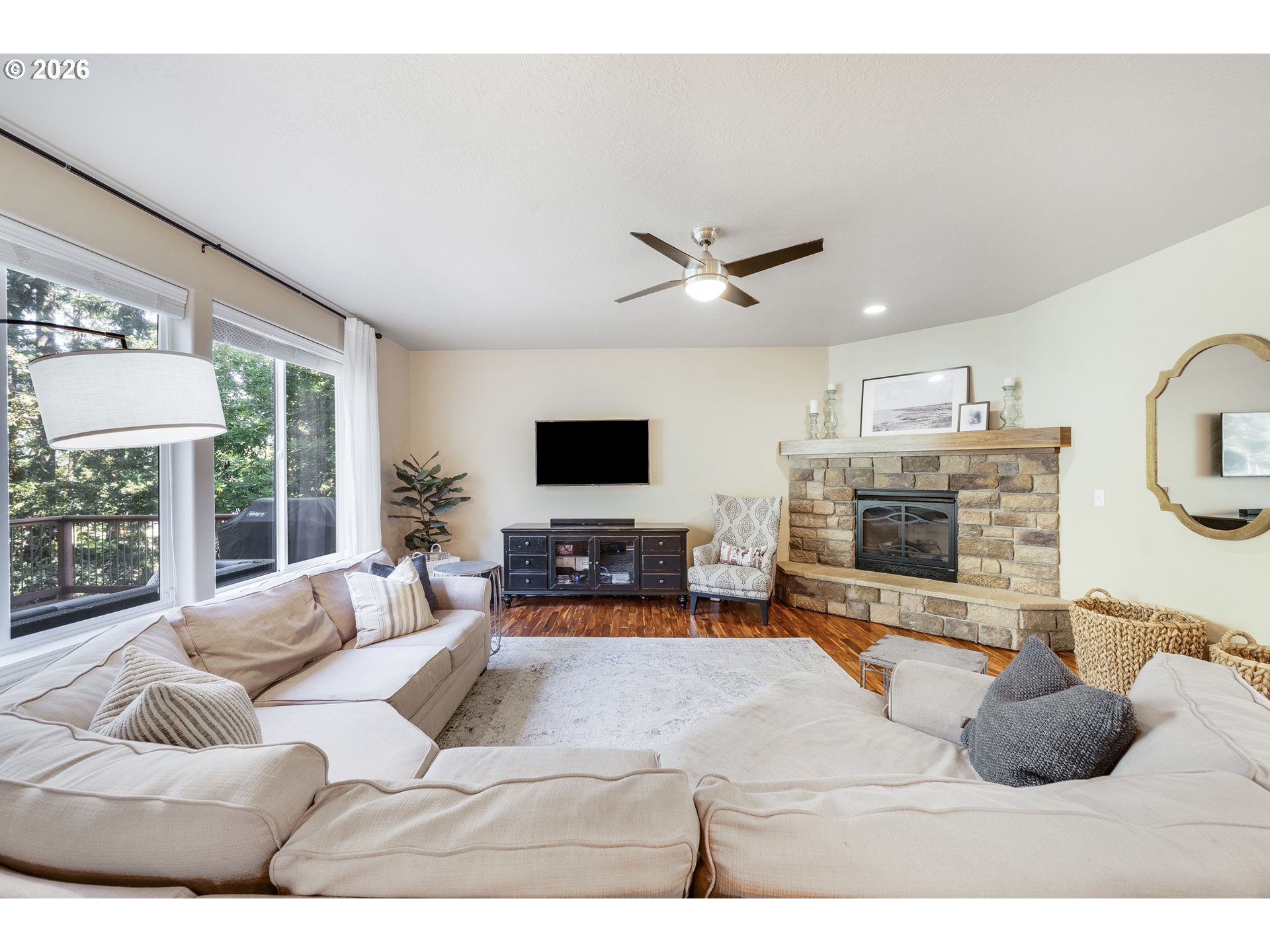 6084 Fernhill Loop Property Photo 16