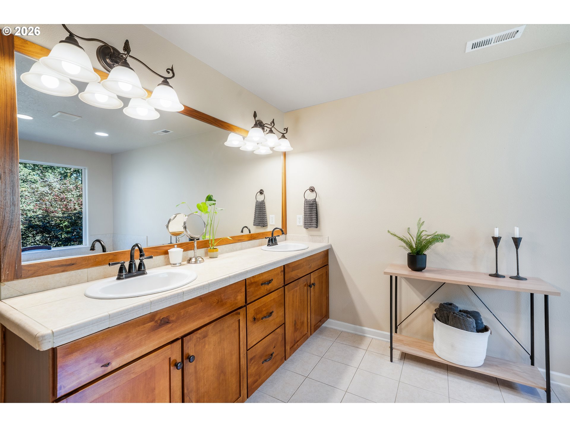 6084 Fernhill Loop Property Photo 22