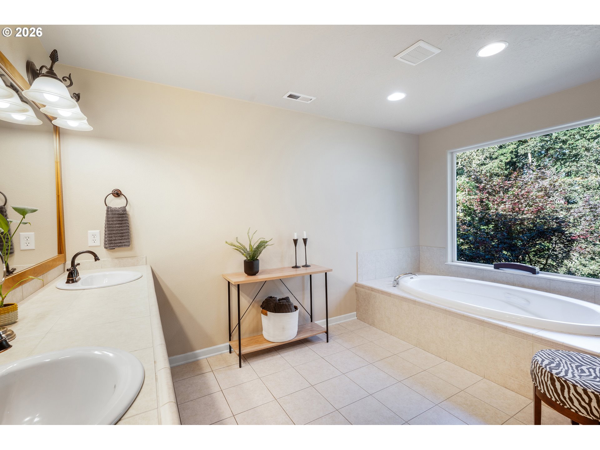 6084 Fernhill Loop Property Photo 23