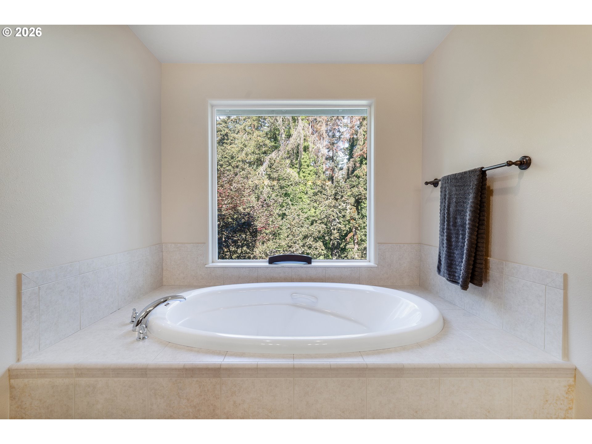 6084 Fernhill Loop Property Photo 24