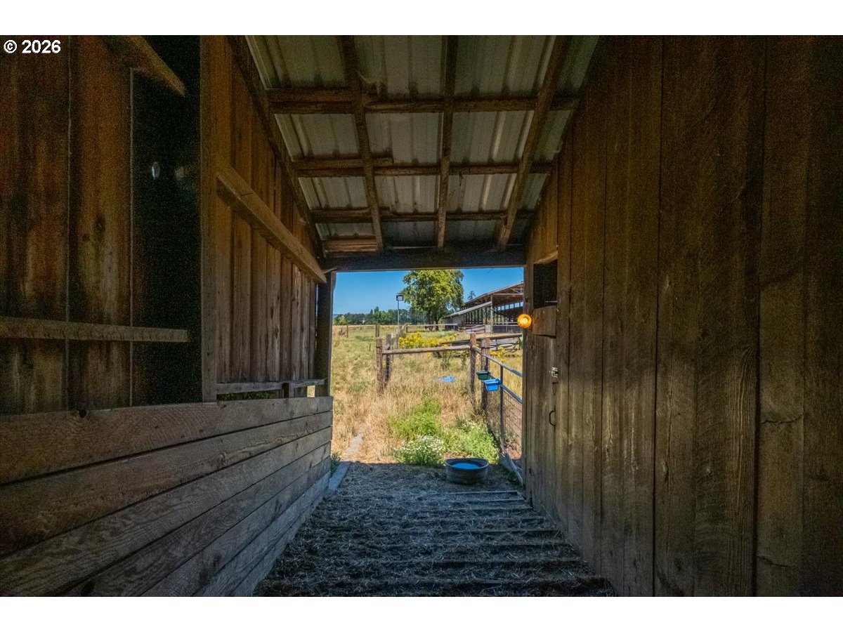 11255 Kroenig Rd Property Photo 34