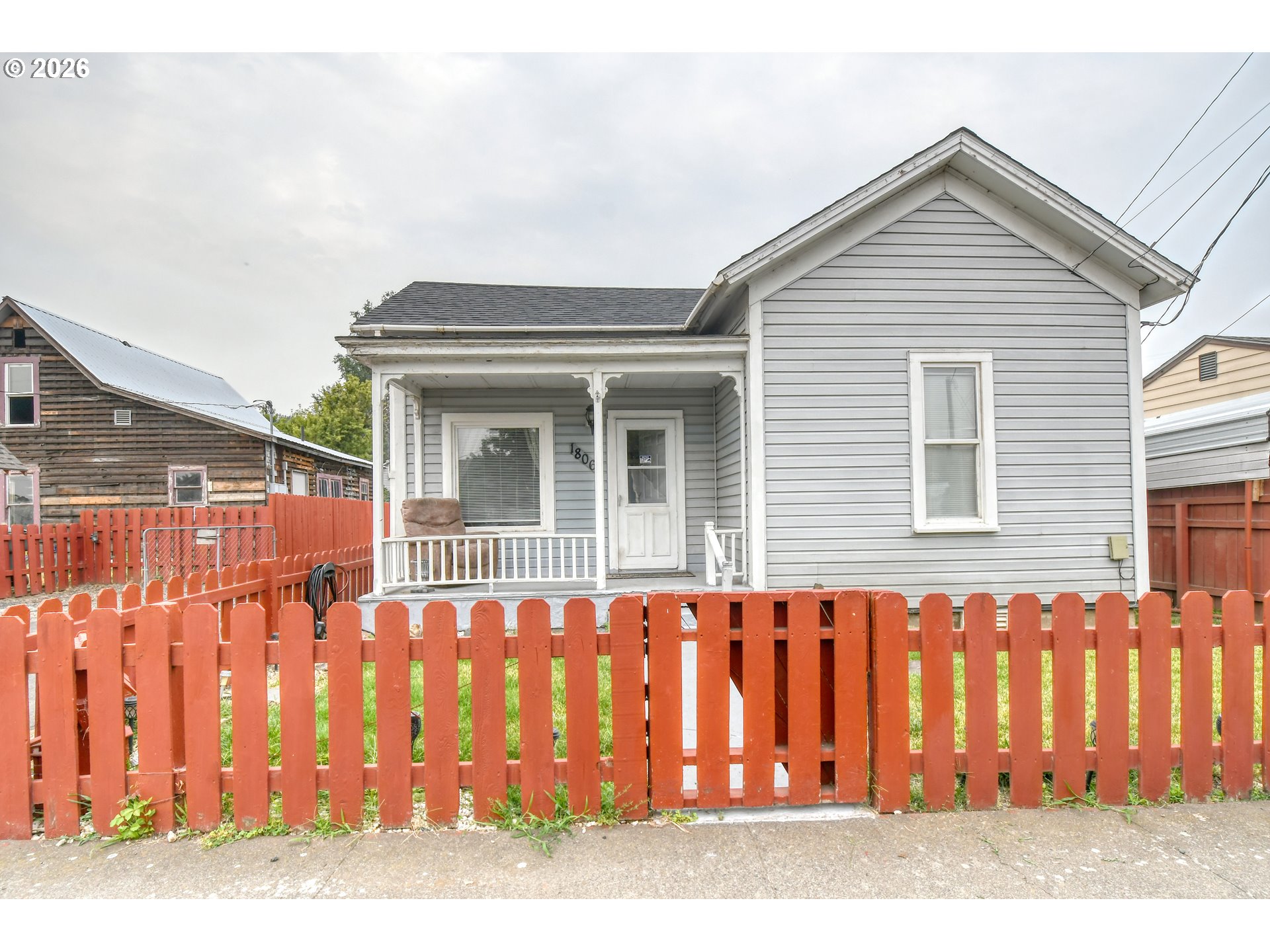 1806 Se Byers Pl Property Photo 2