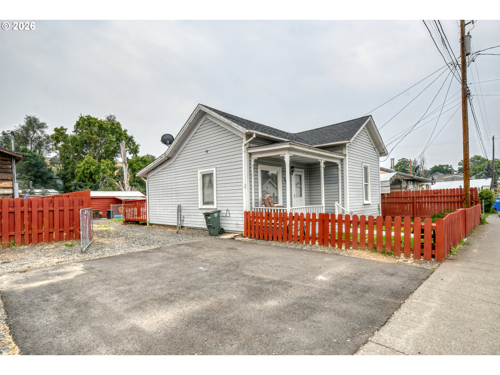 1806 Se Byers Pl Property Photo 4