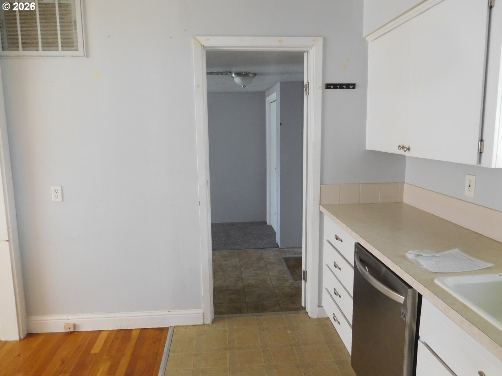 850 W Madrona Ave Property Photo 19