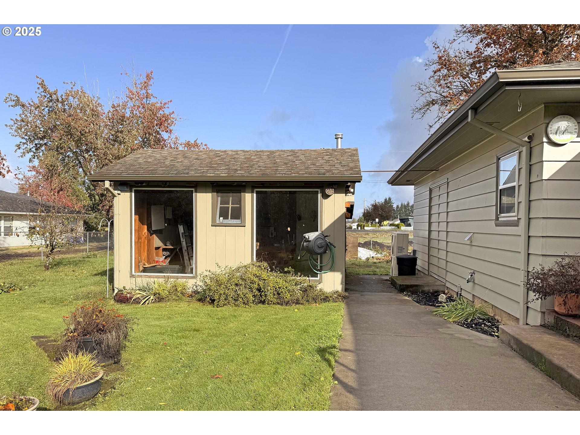571 Nw Wade St Property Photo 9