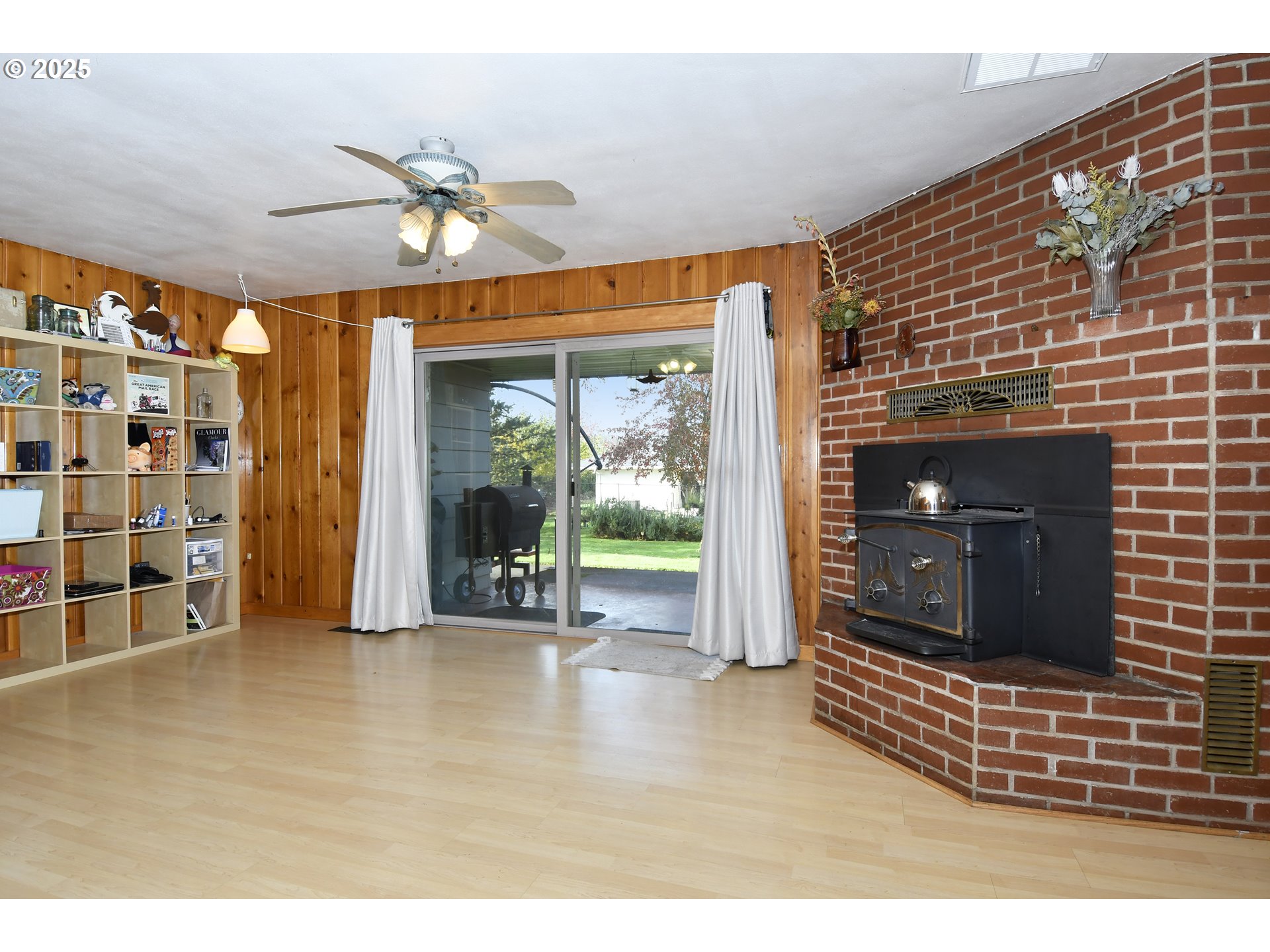 571 Nw Wade St Property Photo 19