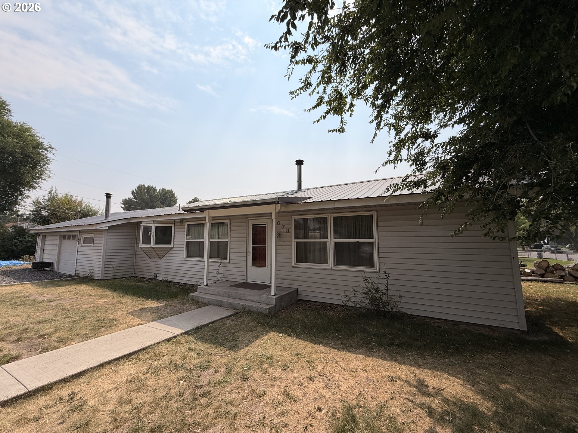 1073 W Fillmore St Property Photo 1
