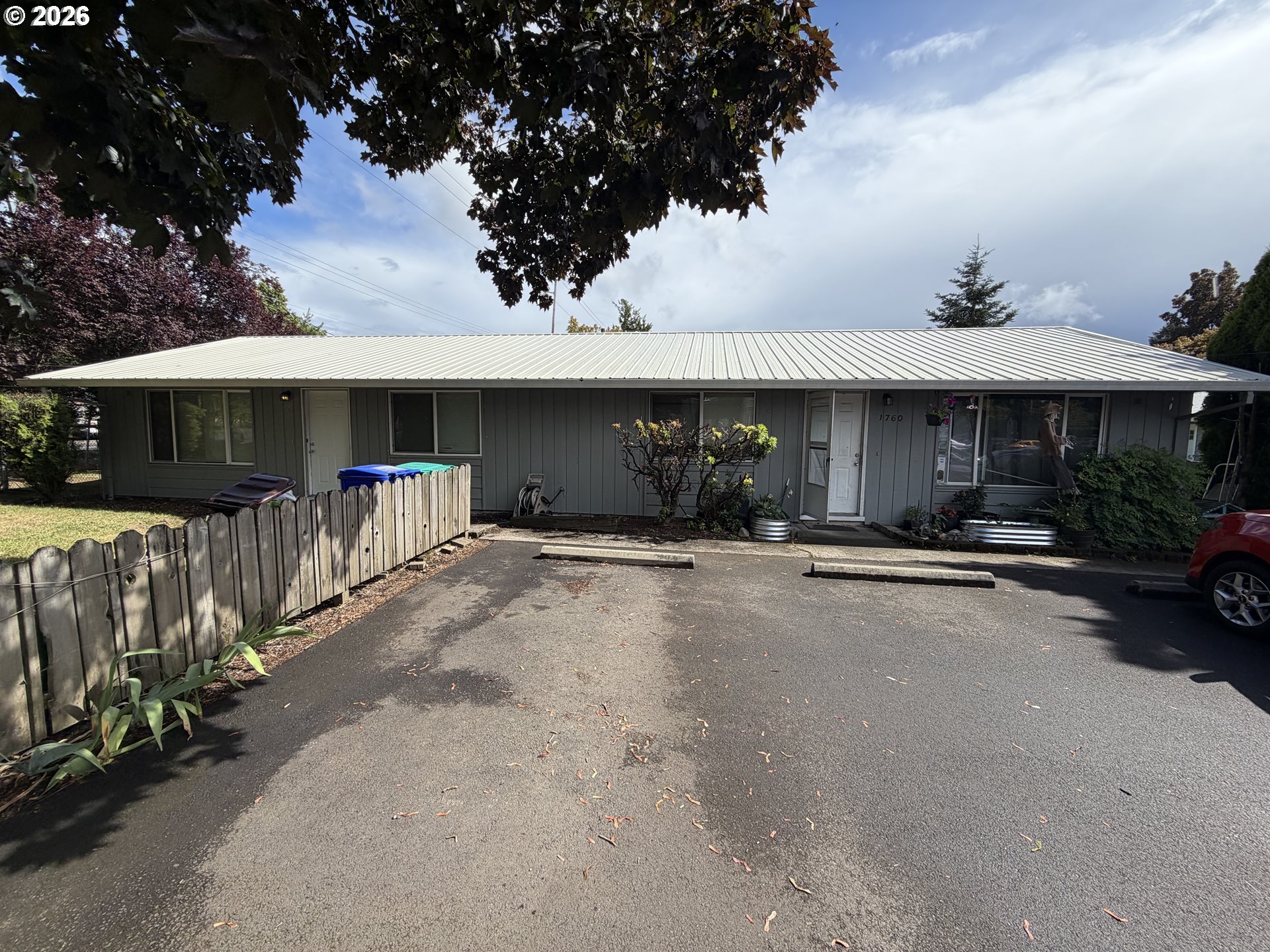 1760 Se 9th St Property Photo 3