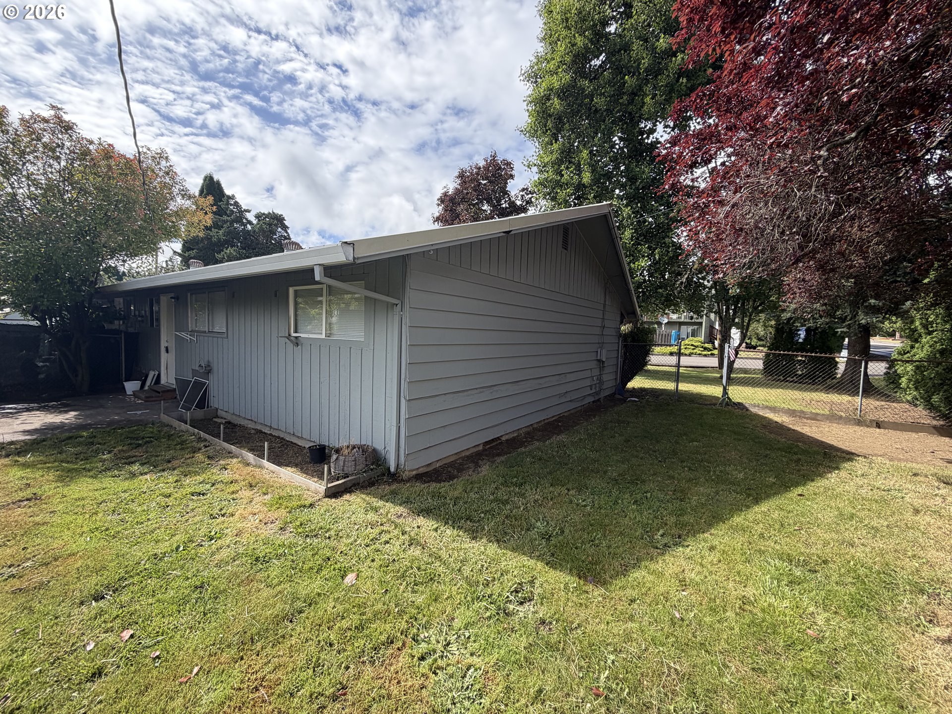 1760 Se 9th St Property Photo 4