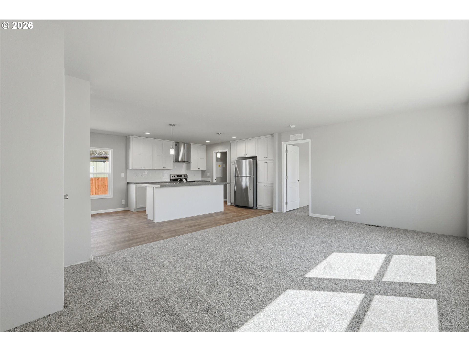 412 Rosedell St Property Photo 6