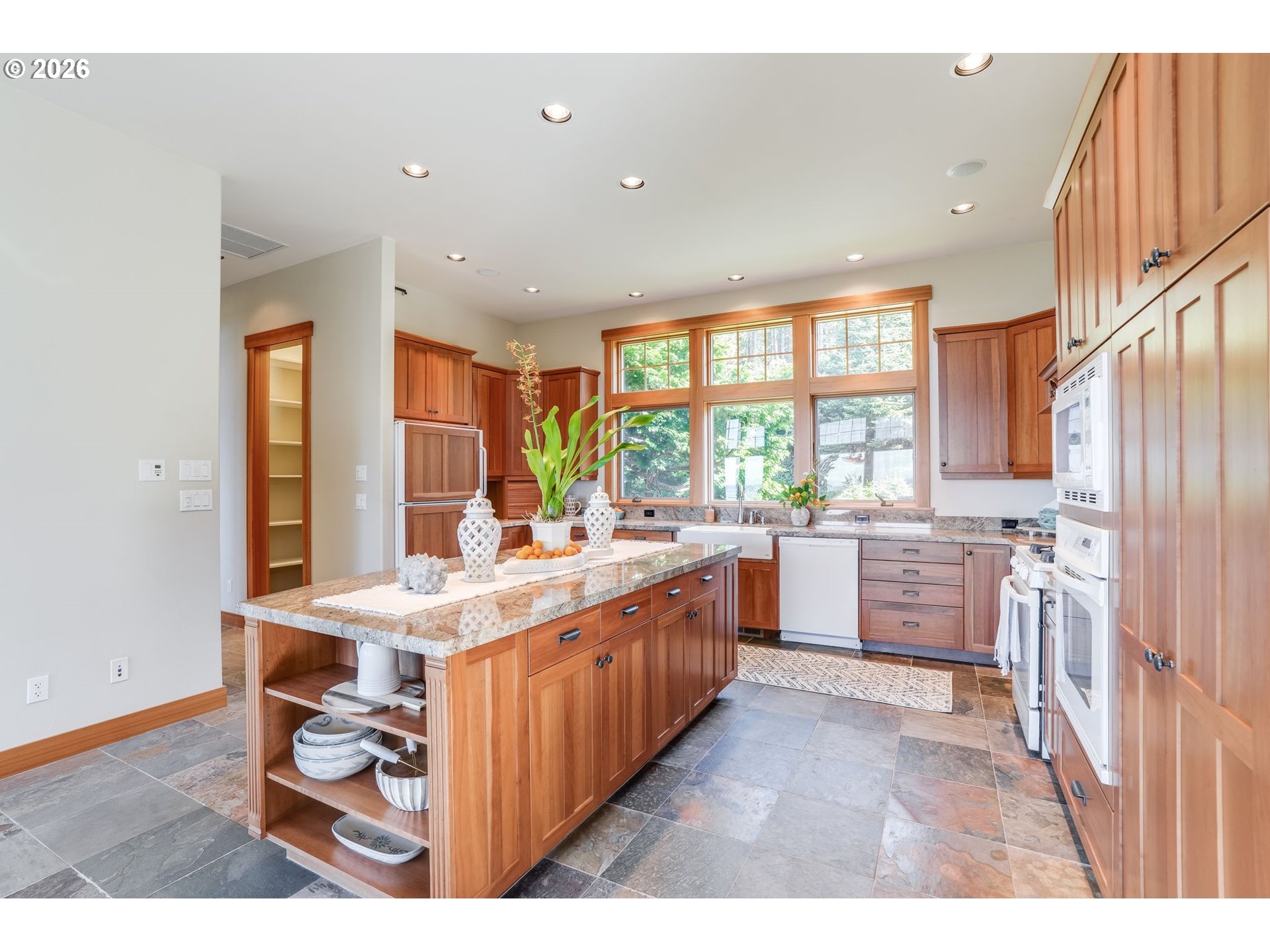 31911 Clatsop Ln Property Photo 11