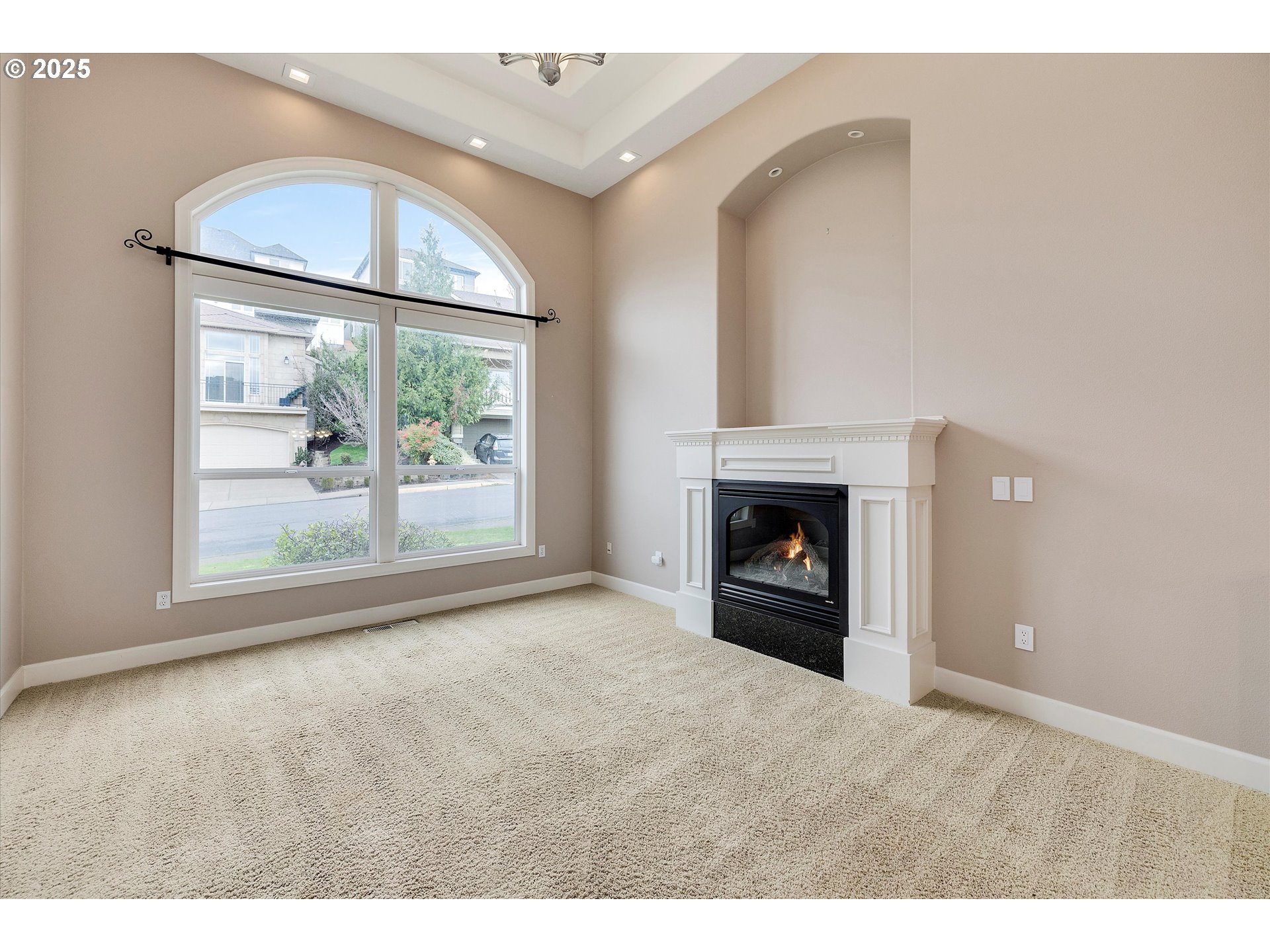 620 Inverness Ct Property Photo 7