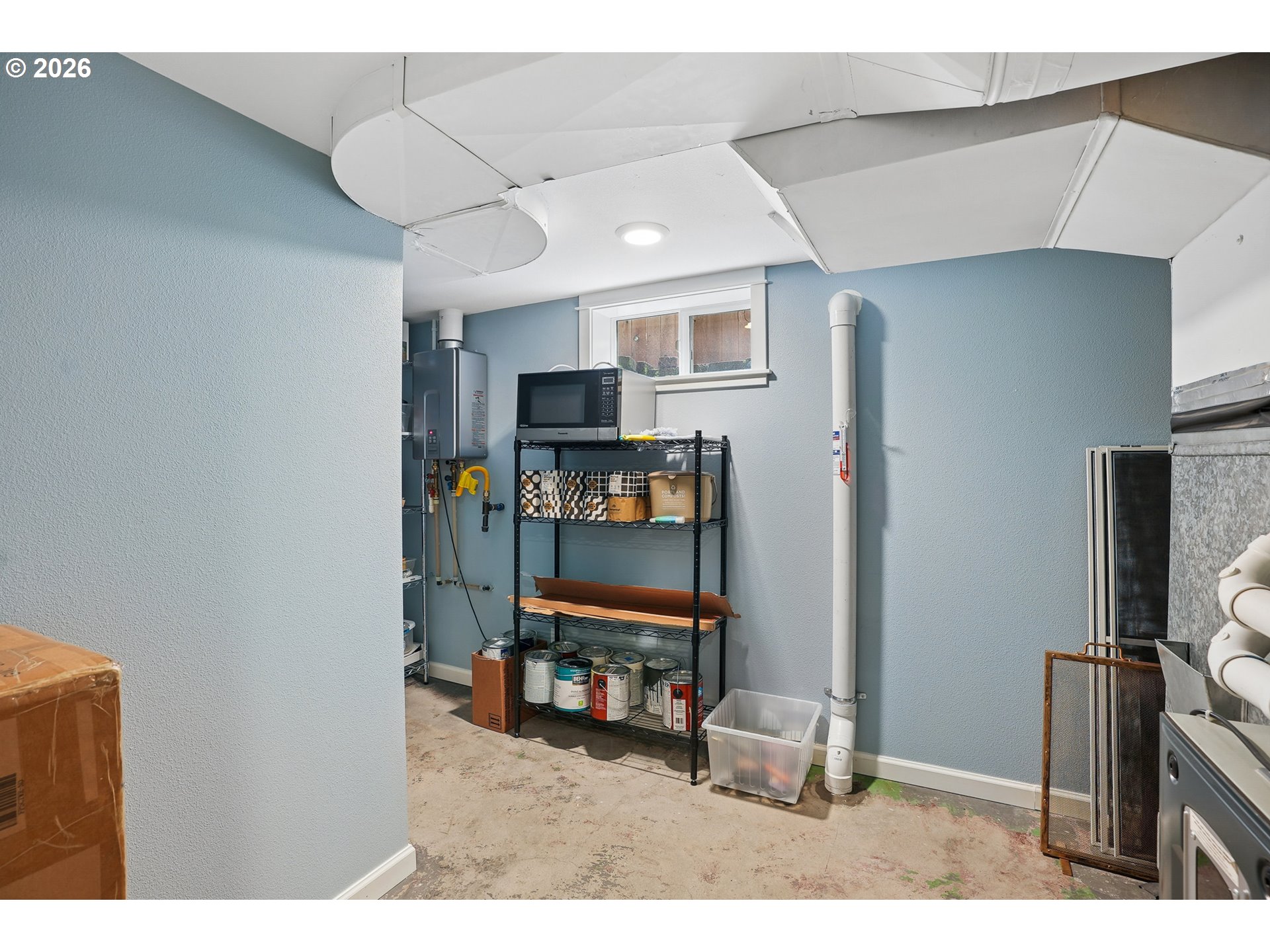 7436 N Seward Ave Property Photo 42