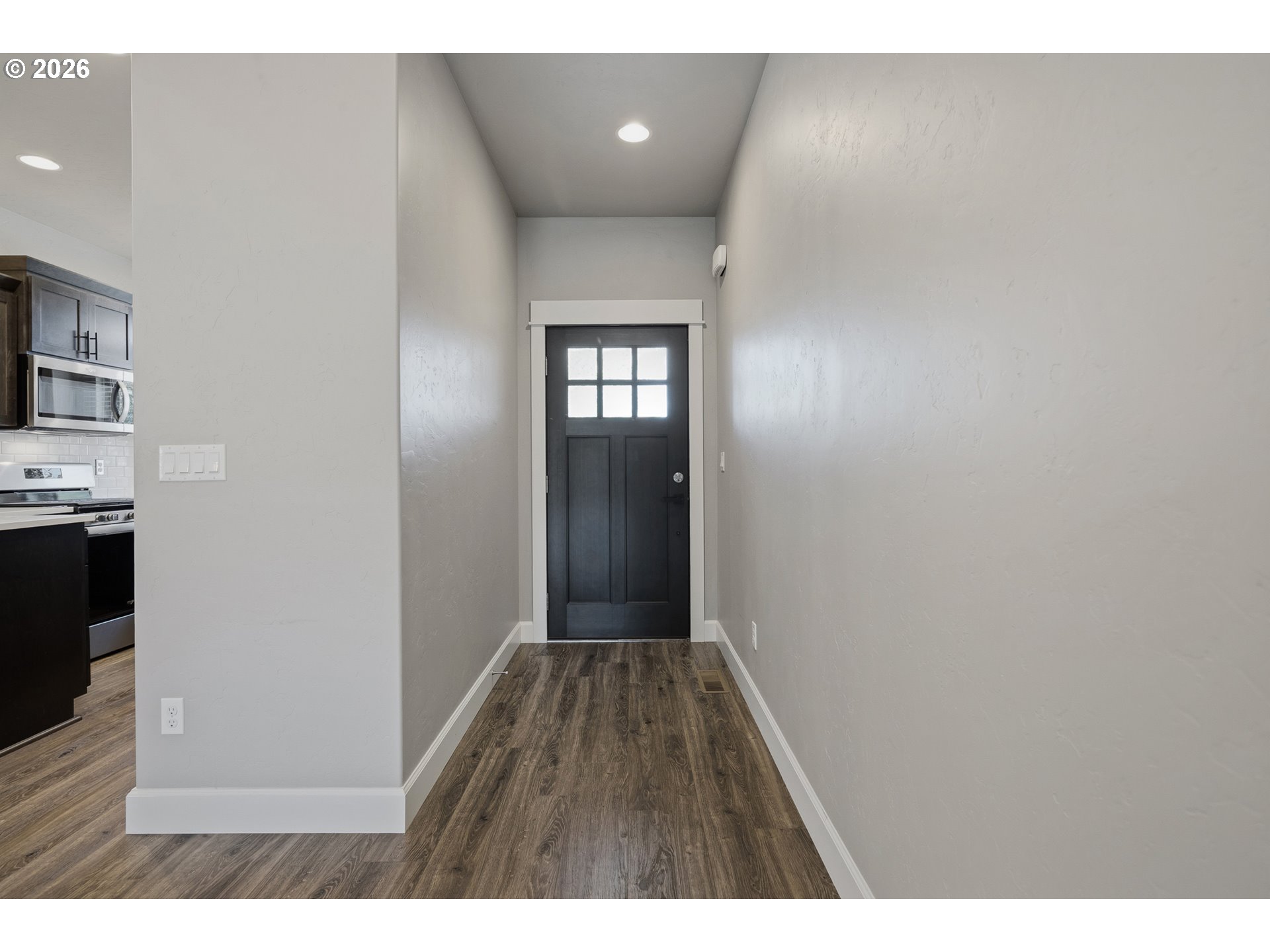 2967 Ne Marea Dr Property Photo 2