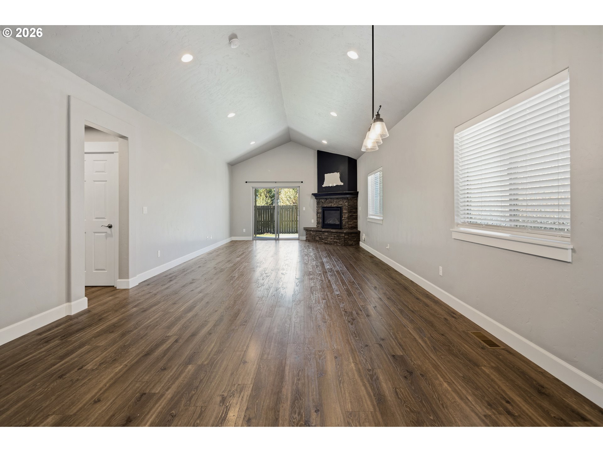2967 Ne Marea Dr Property Photo 6