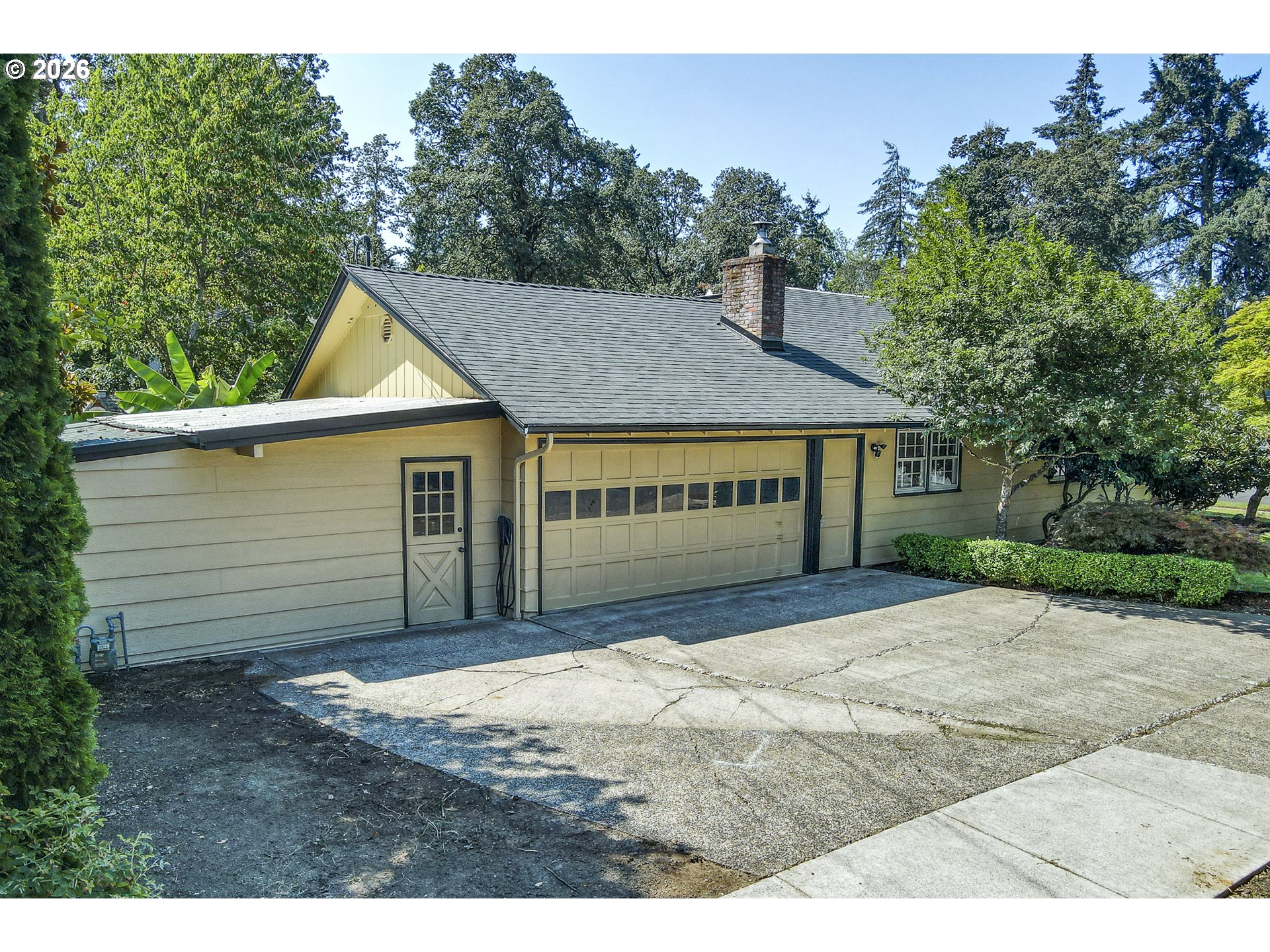 1865 Tabor St Property Photo 4