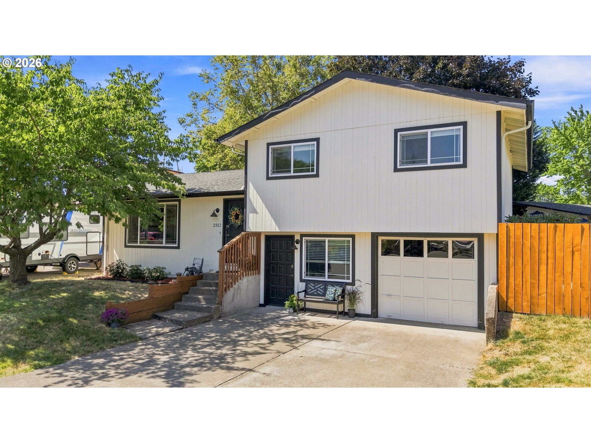 2312 Ermine Ct Property Photo 1