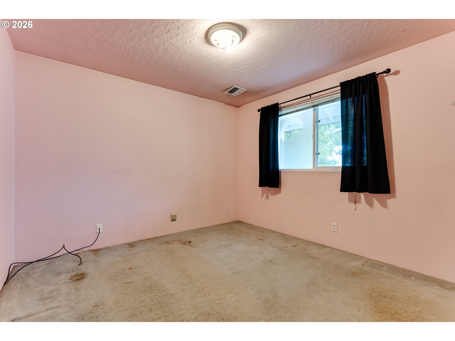 5255 Donohoe Ave Property Photo 16