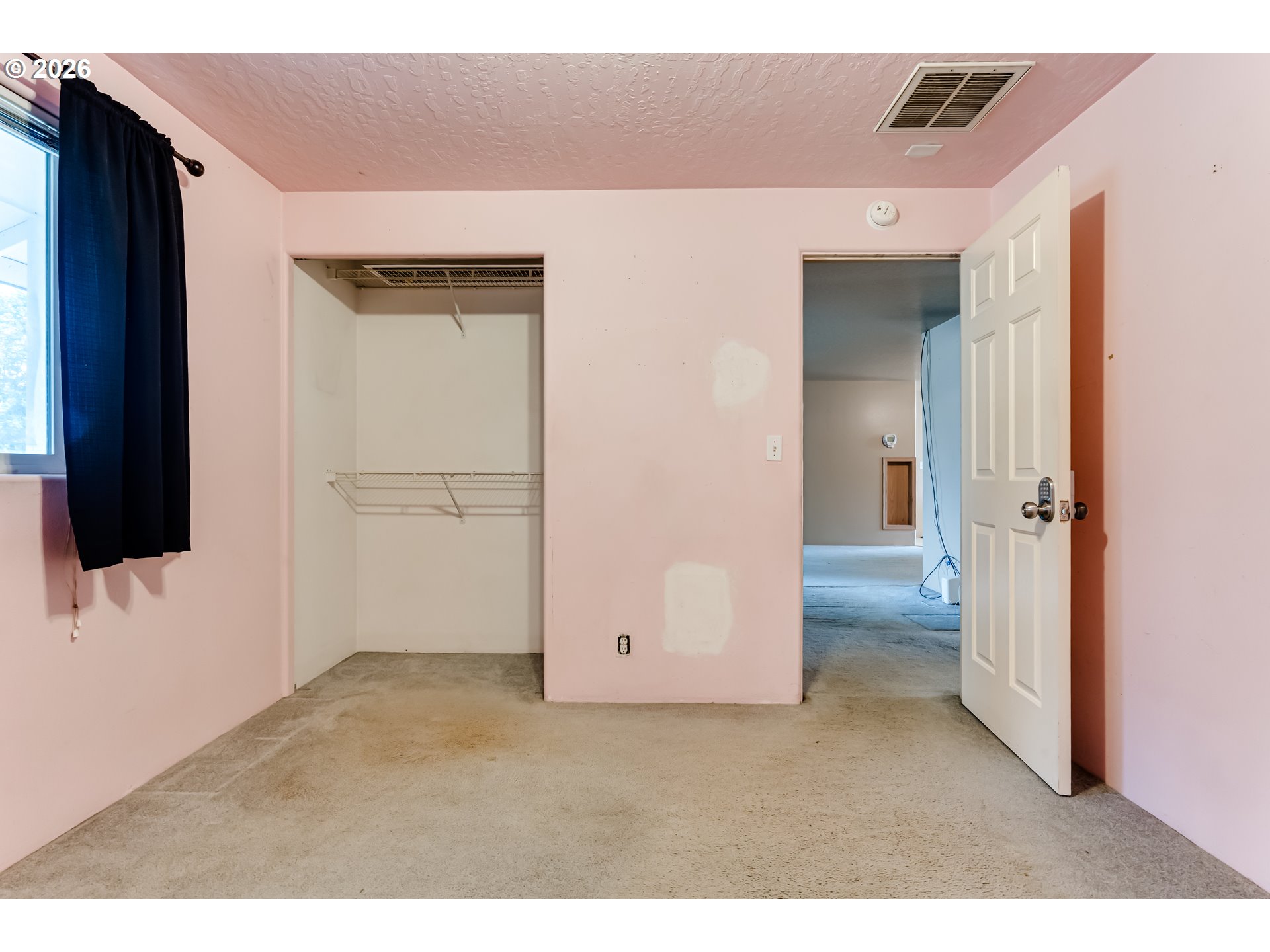 5255 Donohoe Ave Property Photo 17