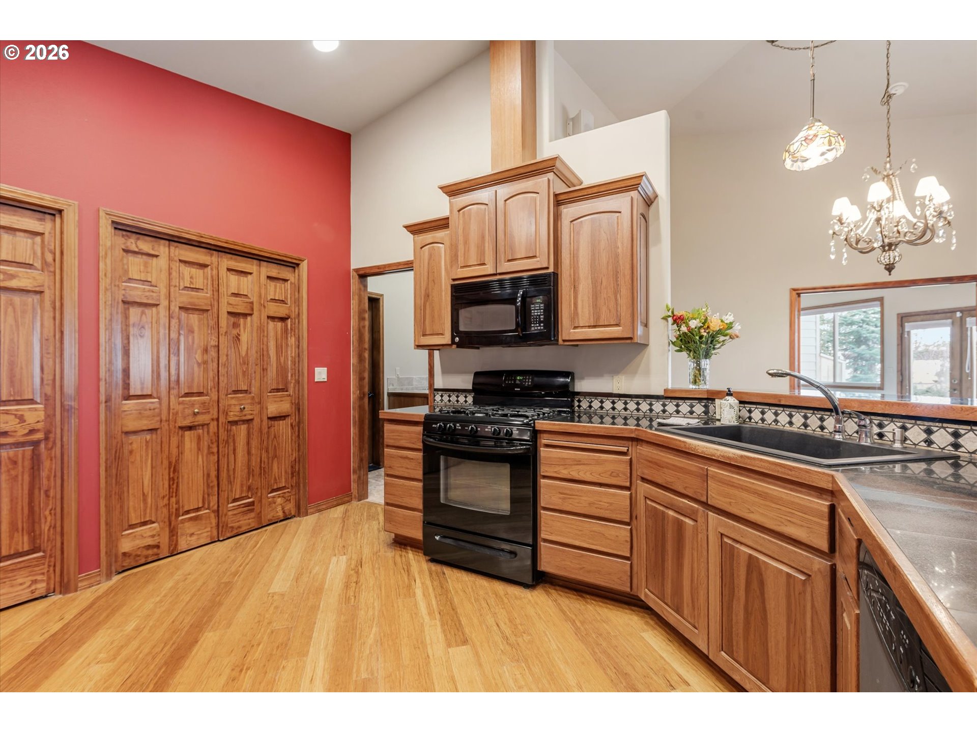 3850 Indiana Ave Property Photo 11