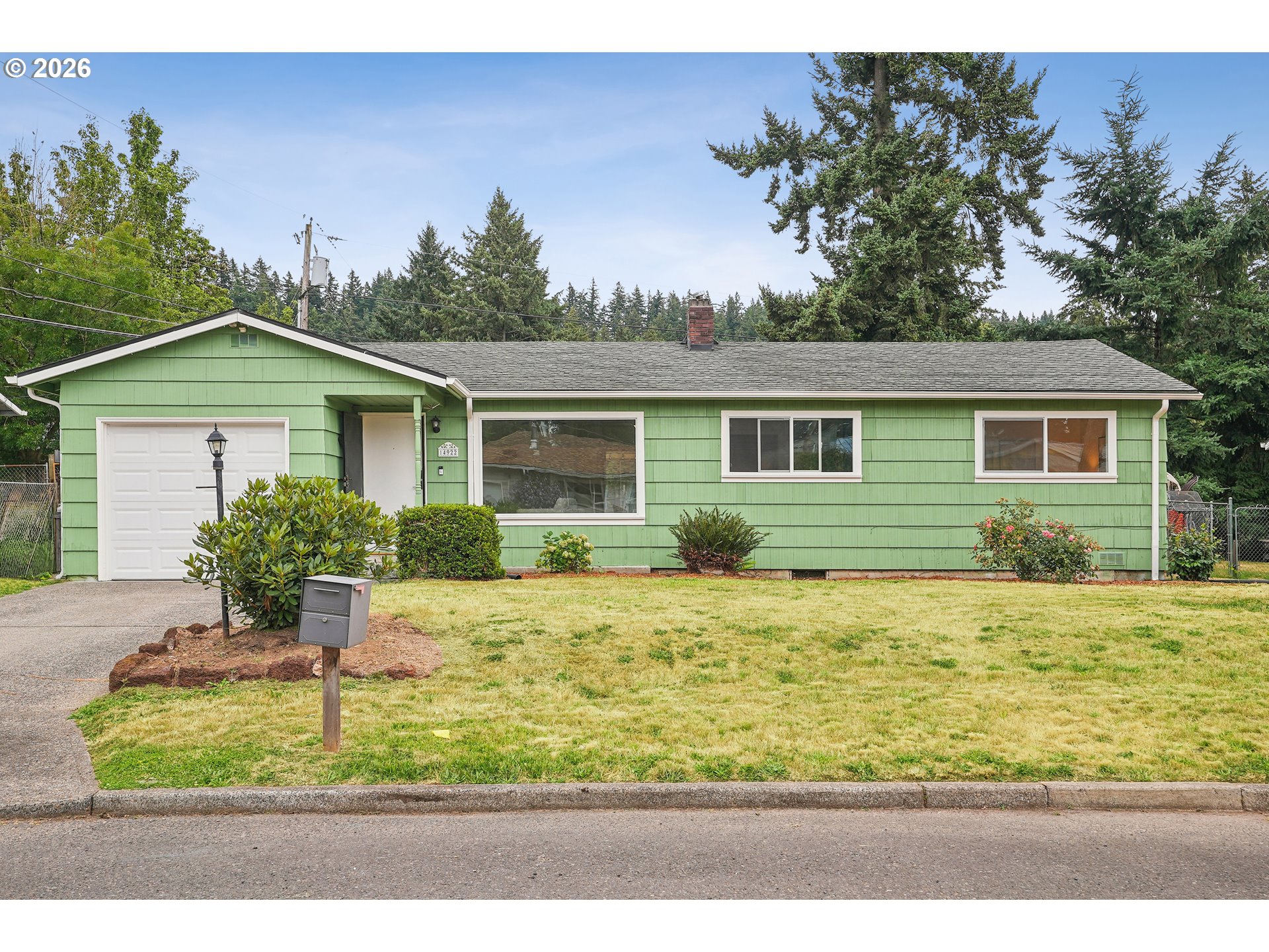 14922 Se Rhine Ct Property Photo 1