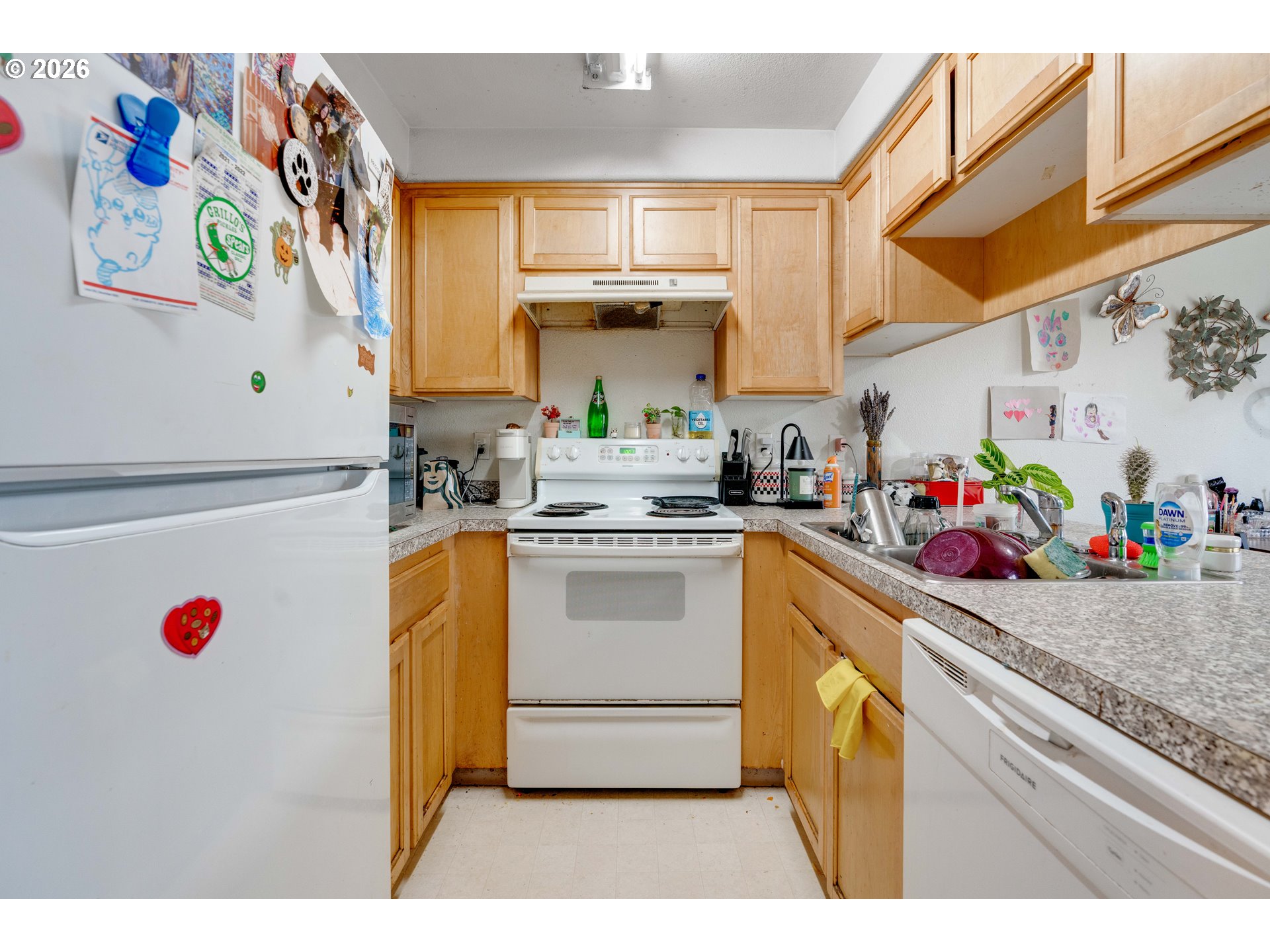 1416 Falcon Loop Property Photo 10