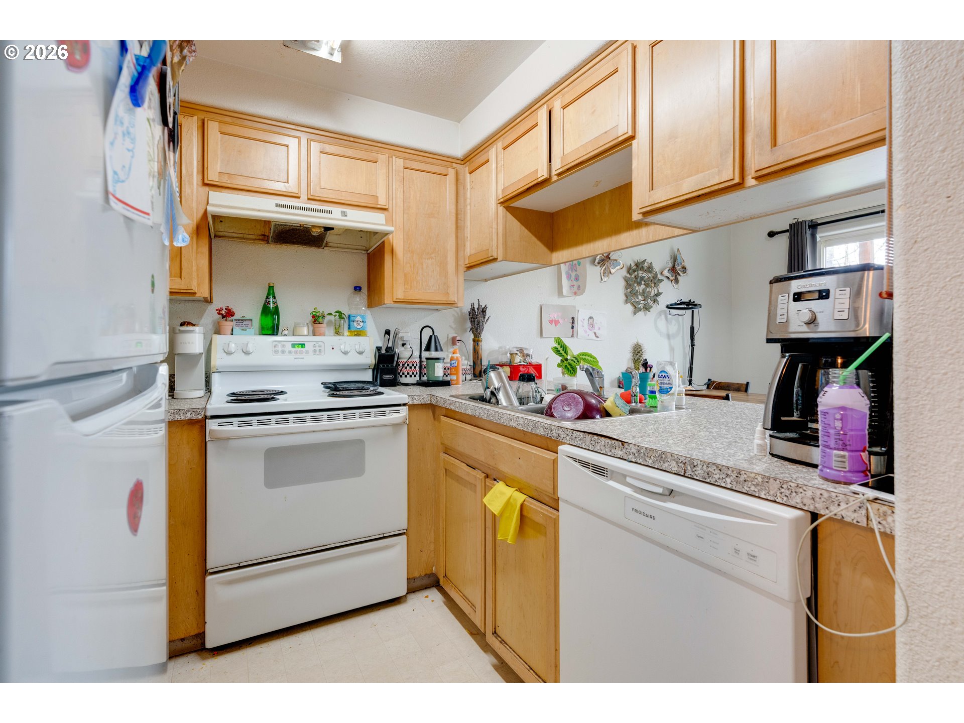 1416 Falcon Loop Property Photo 11