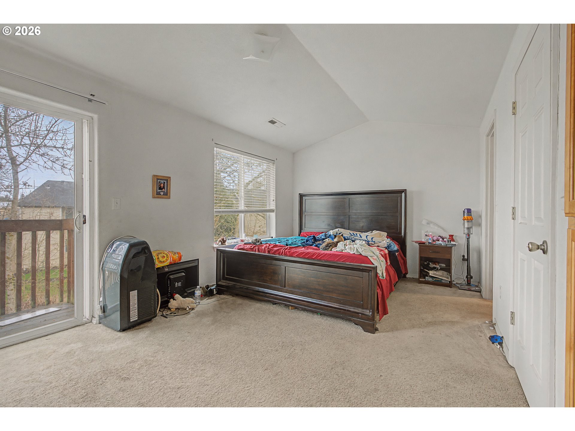 1416 Falcon Loop Property Photo 28