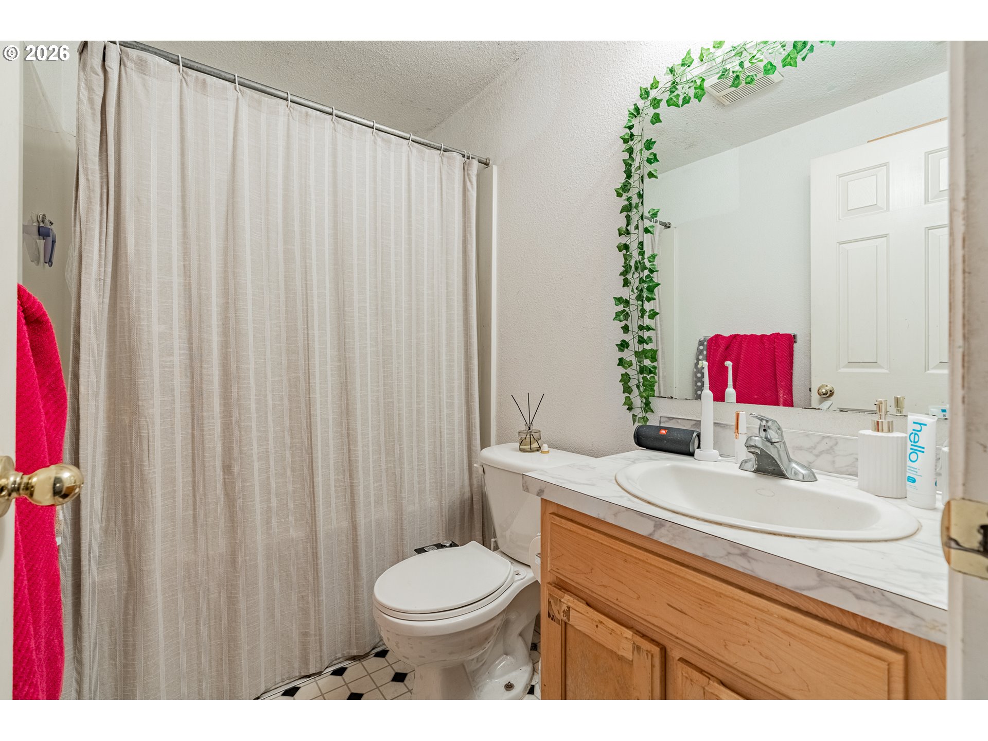 1416 Falcon Loop Property Photo 30