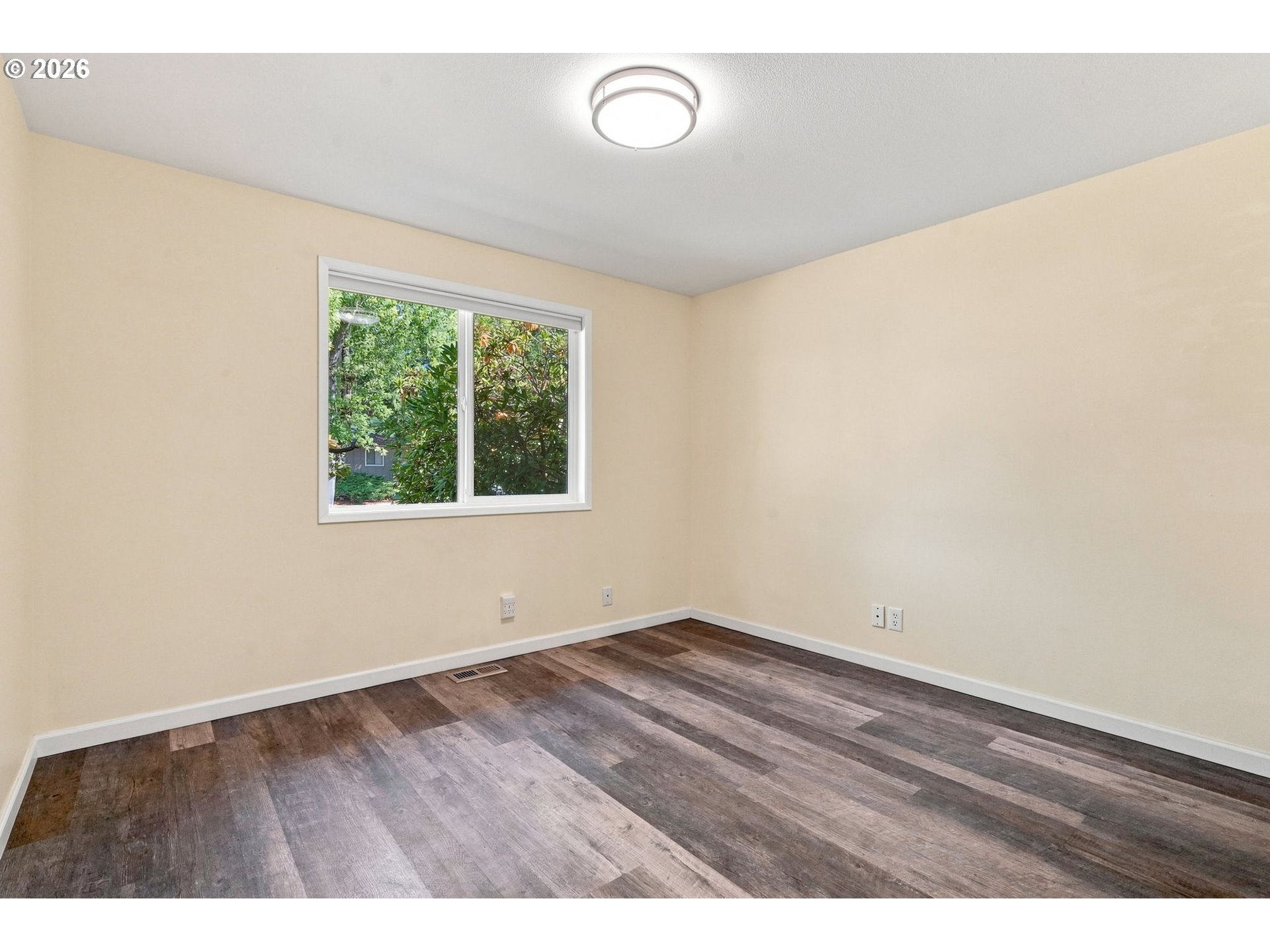2730 Cheryl St Property Photo 16