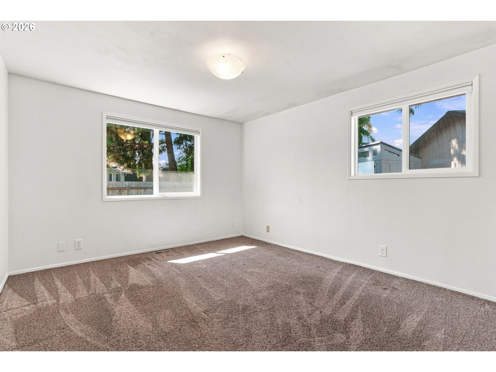 2730 Cheryl St Property Photo 35