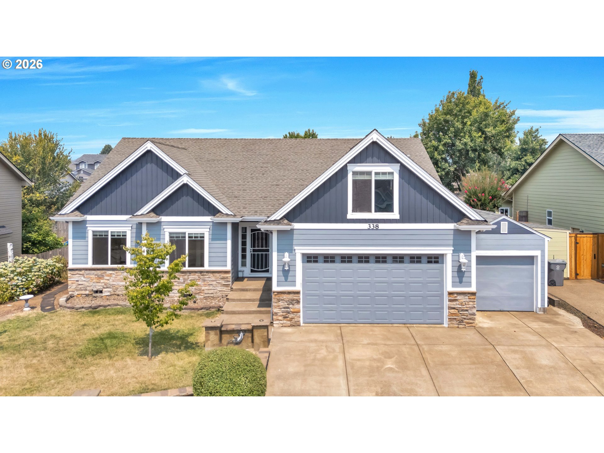 338 NW FOXGLOVE ST