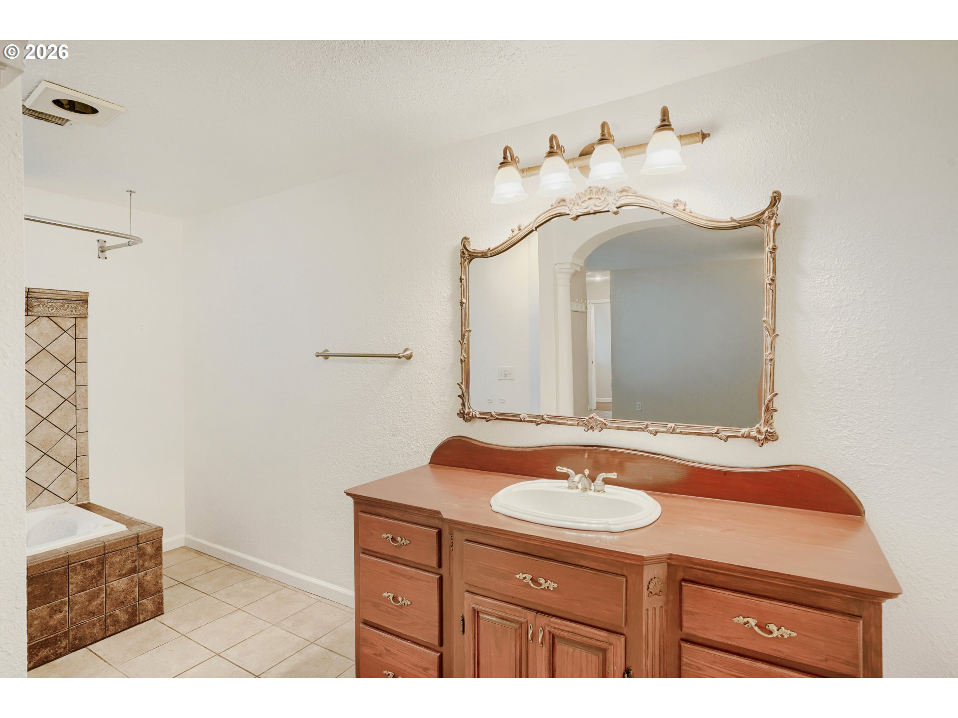 951 Mill St Property Photo 17