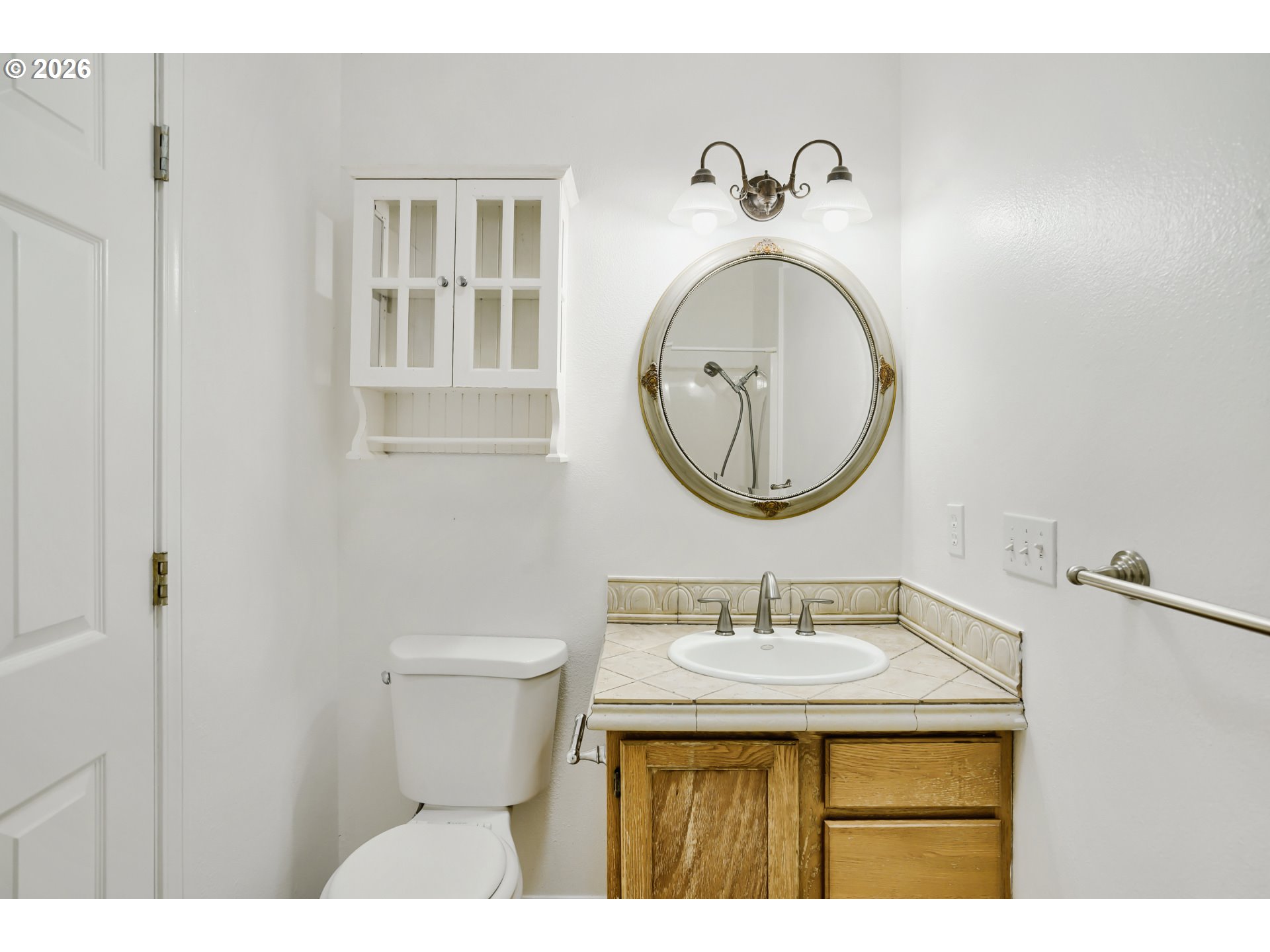 951 Mill St Property Photo 23