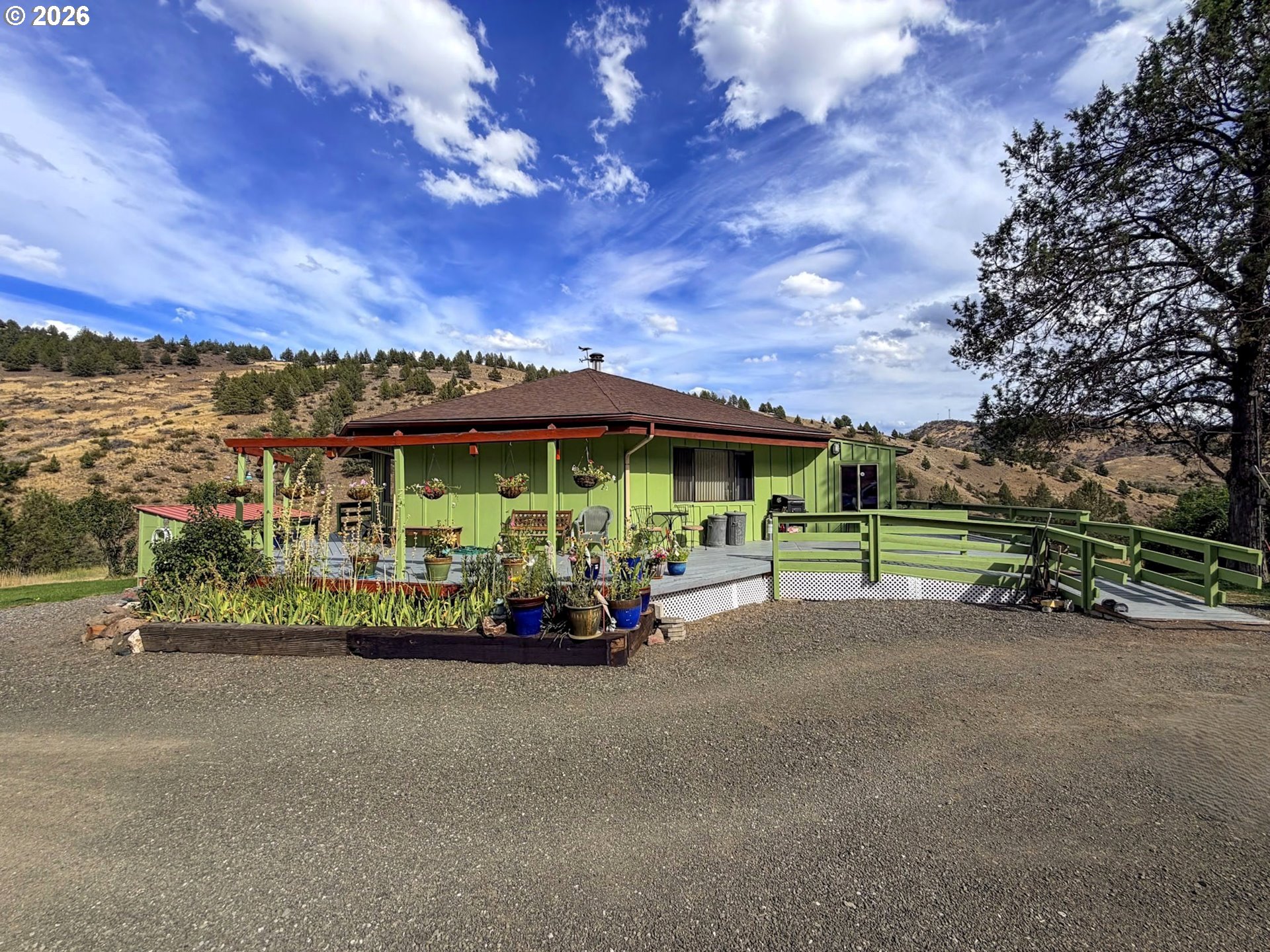 20480 Hwy 395 N Property Photo 1