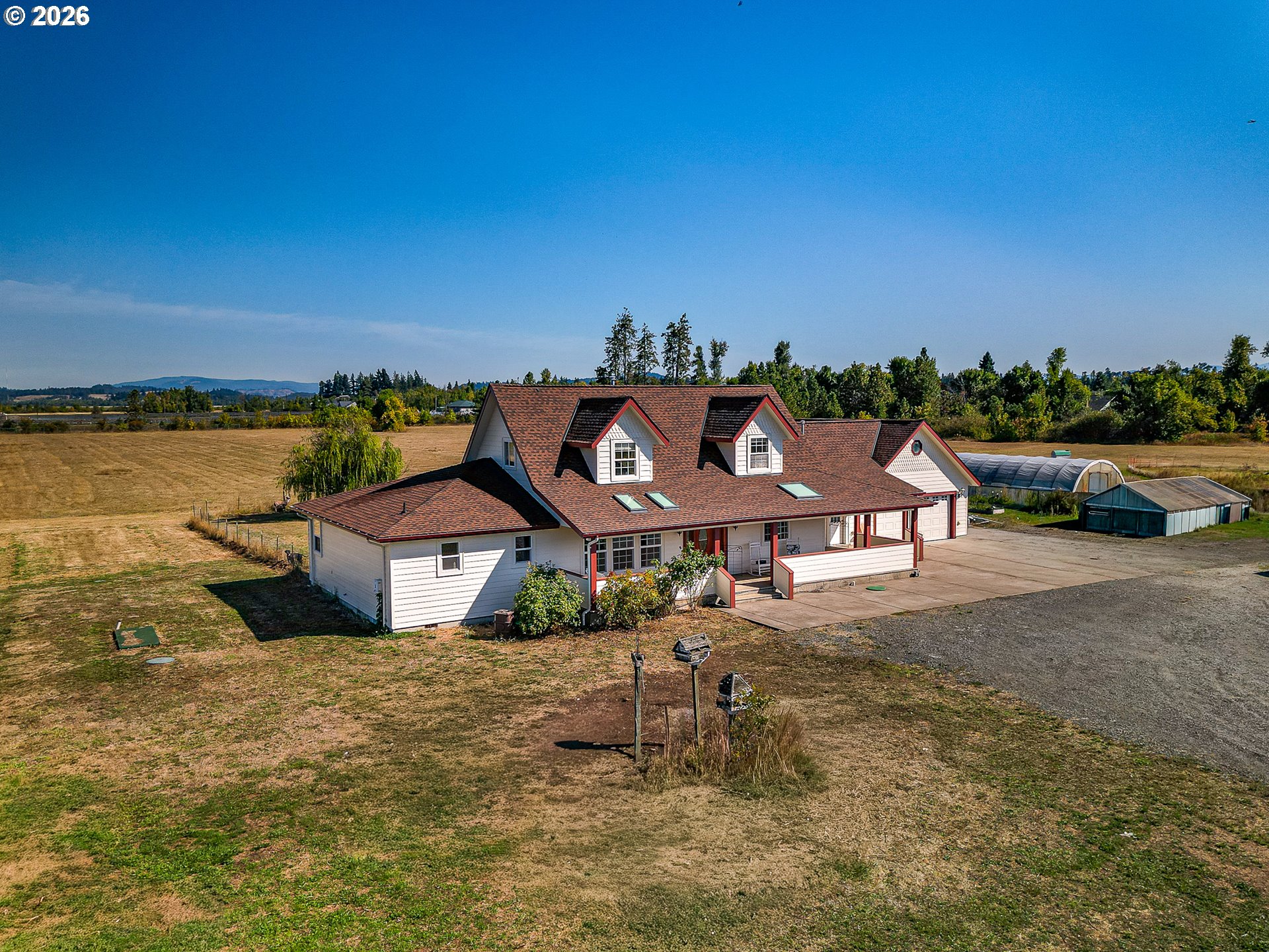 33195 Camas Swale Rd Property Photo 1
