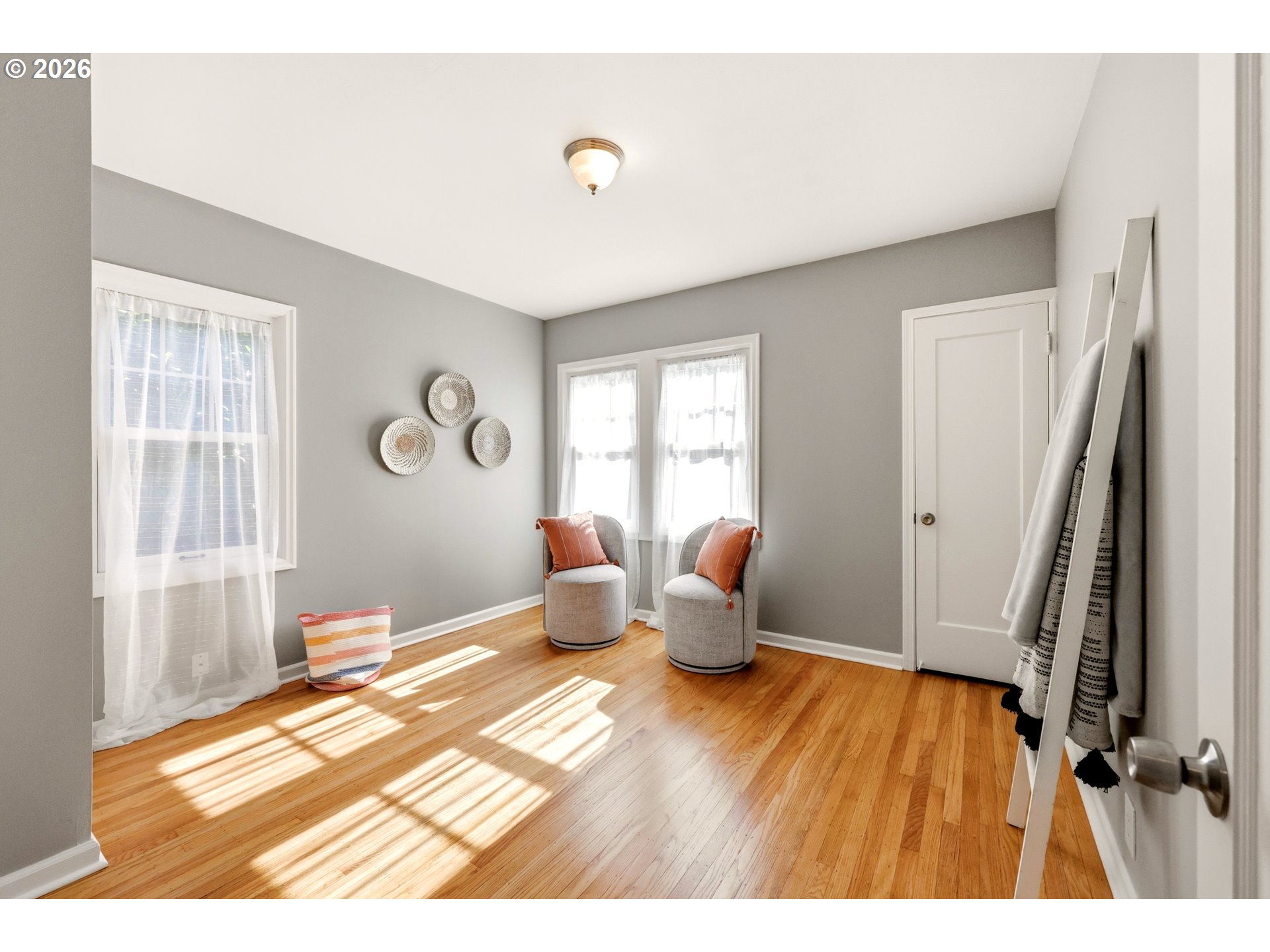 6354 N Williams Ave Property Photo 17