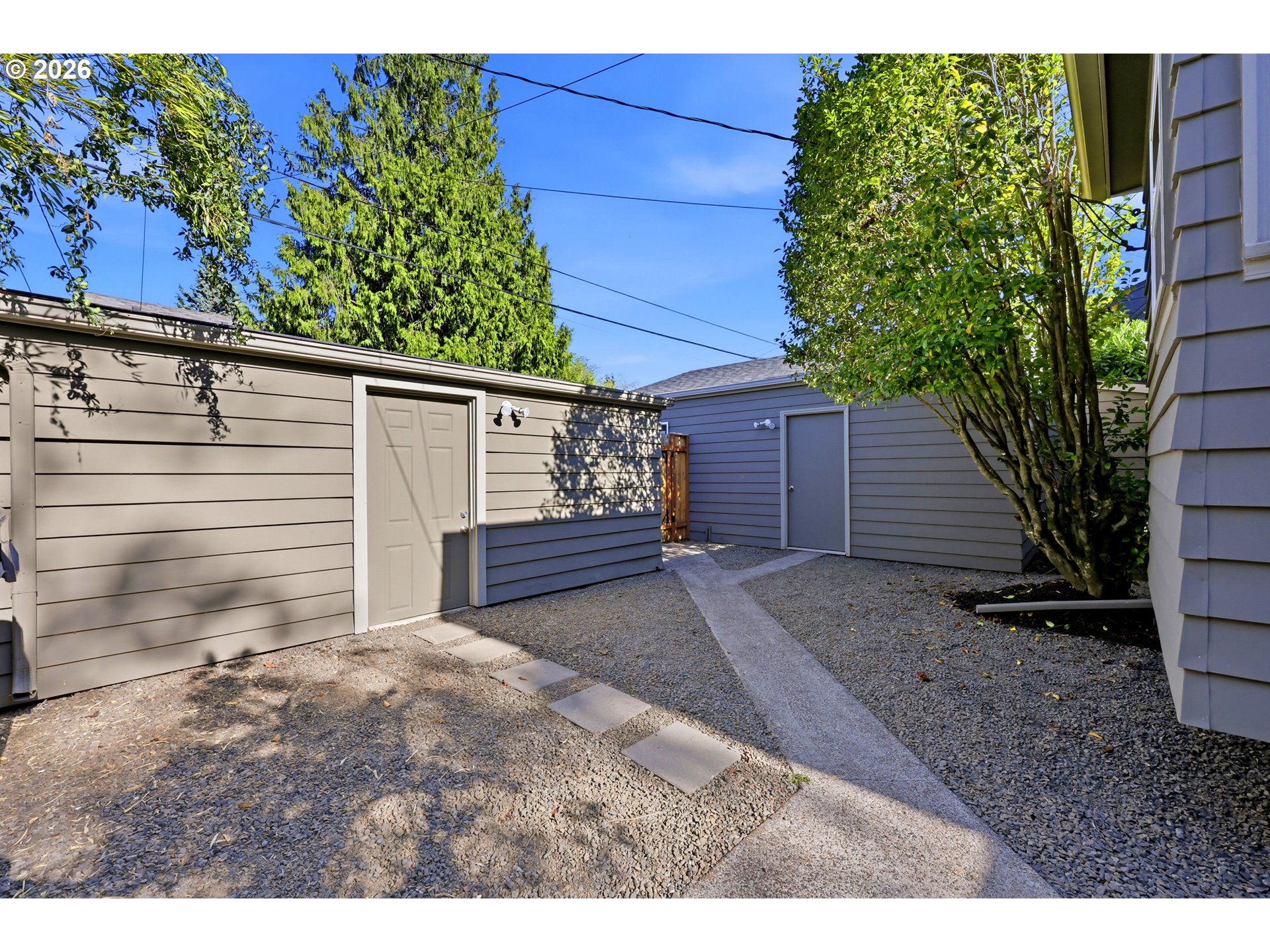6354 N Williams Ave Property Photo 37