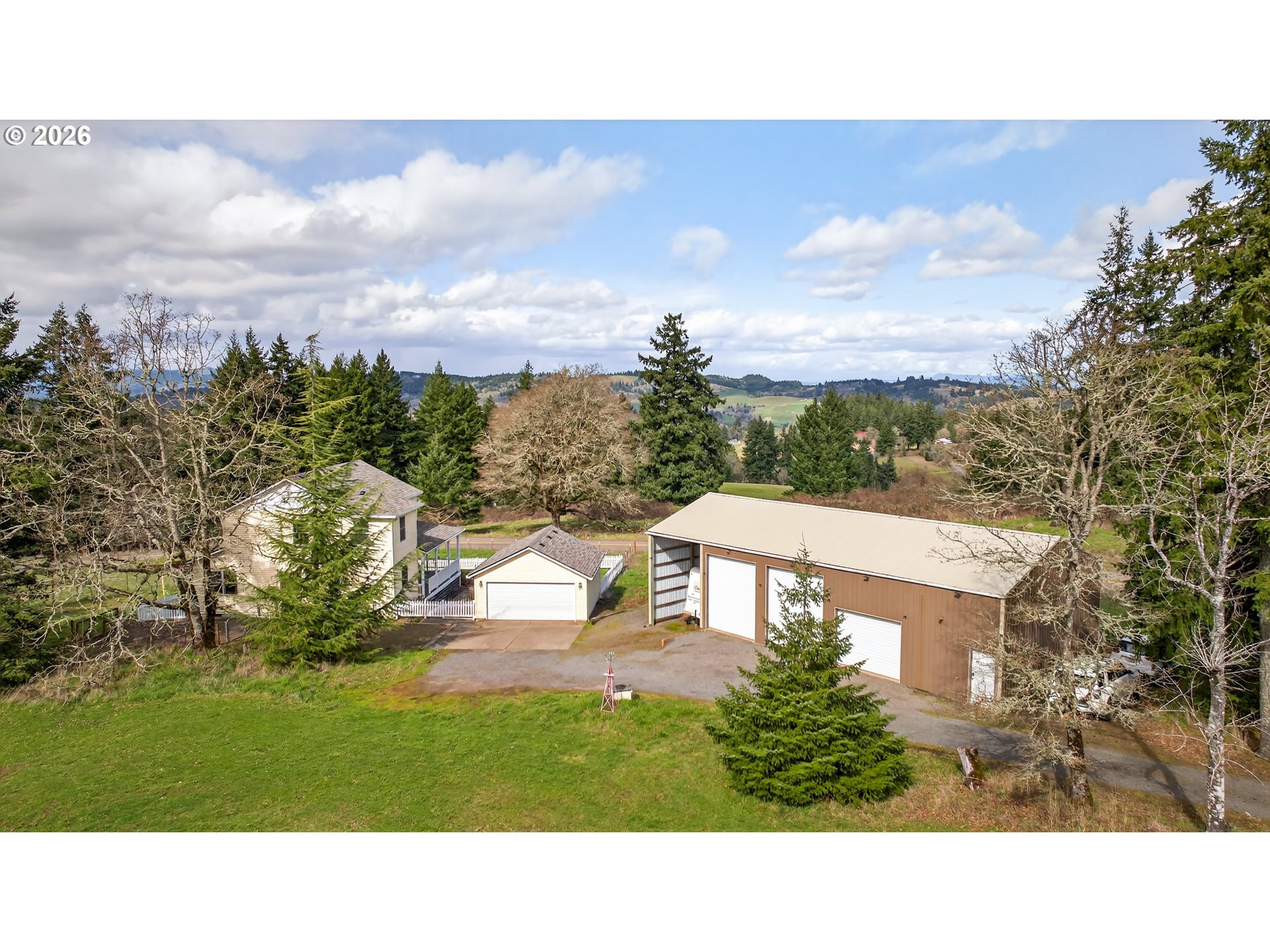 7280 Se Eola Hills Rd Property Photo 3