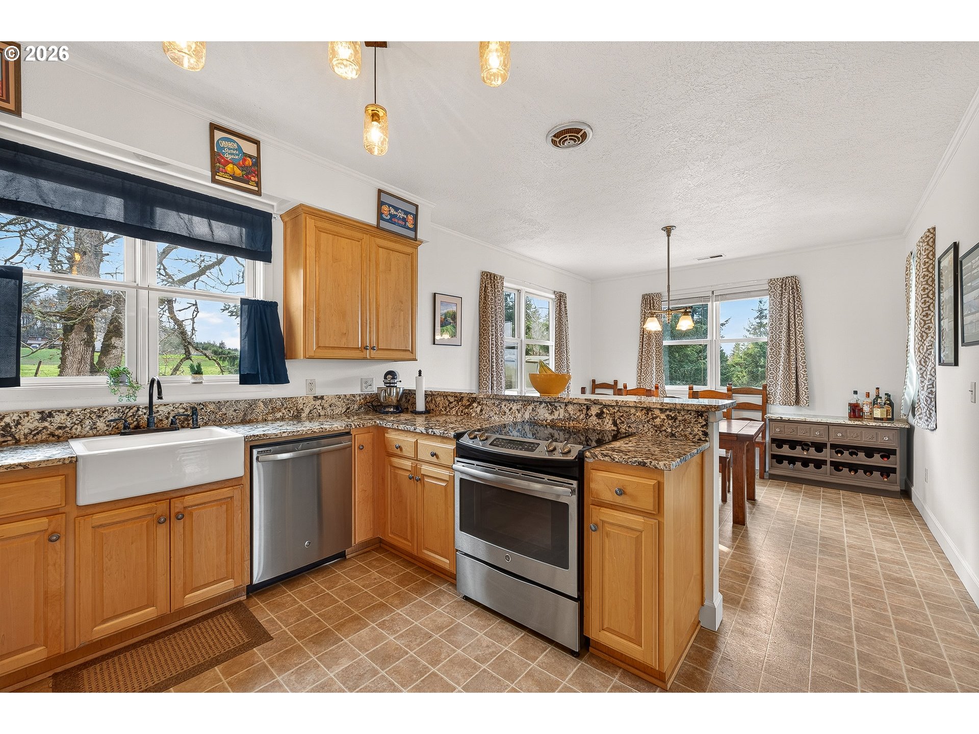 7280 Se Eola Hills Rd Property Photo 12